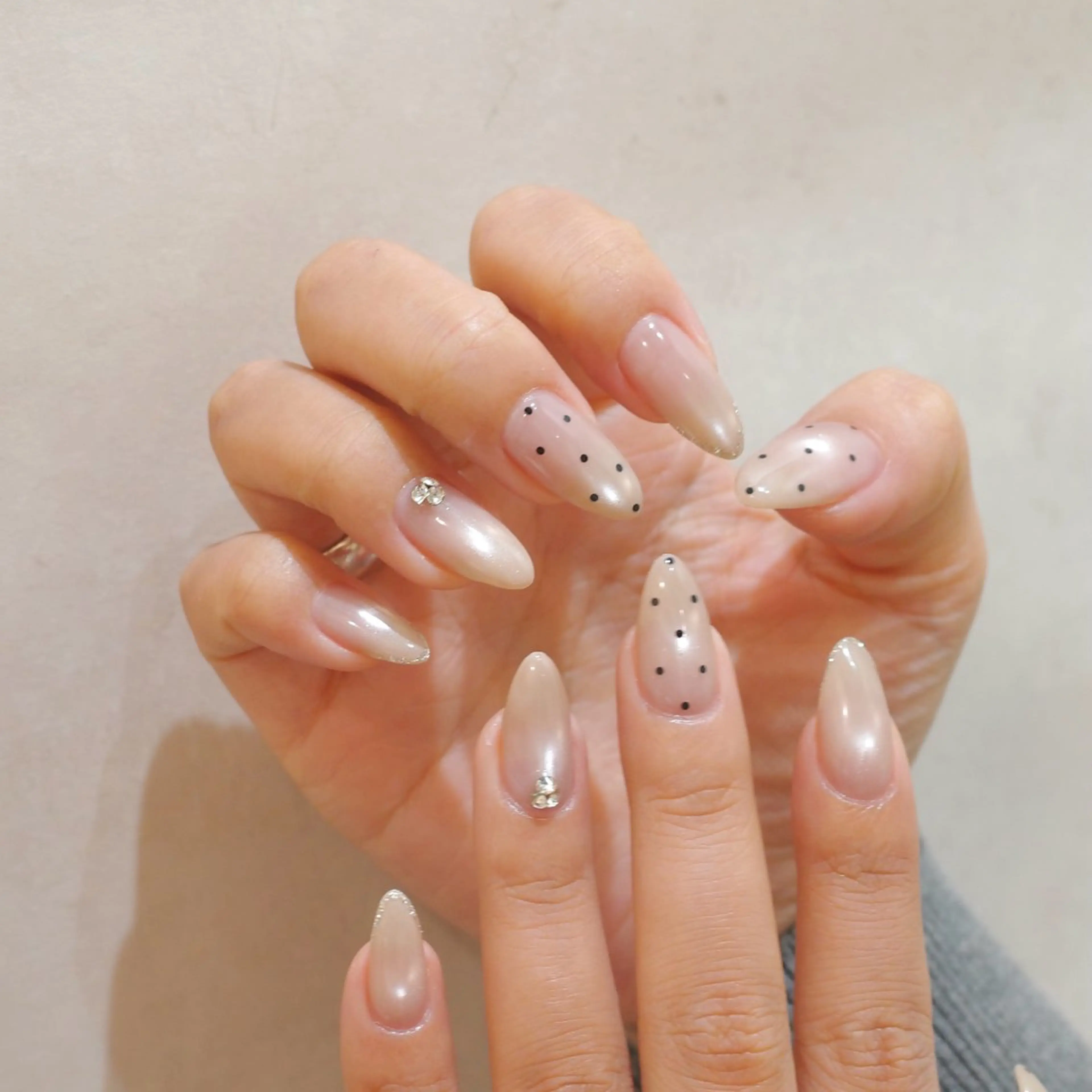 ネイル ハンドネイル reika .のネイルデザイン