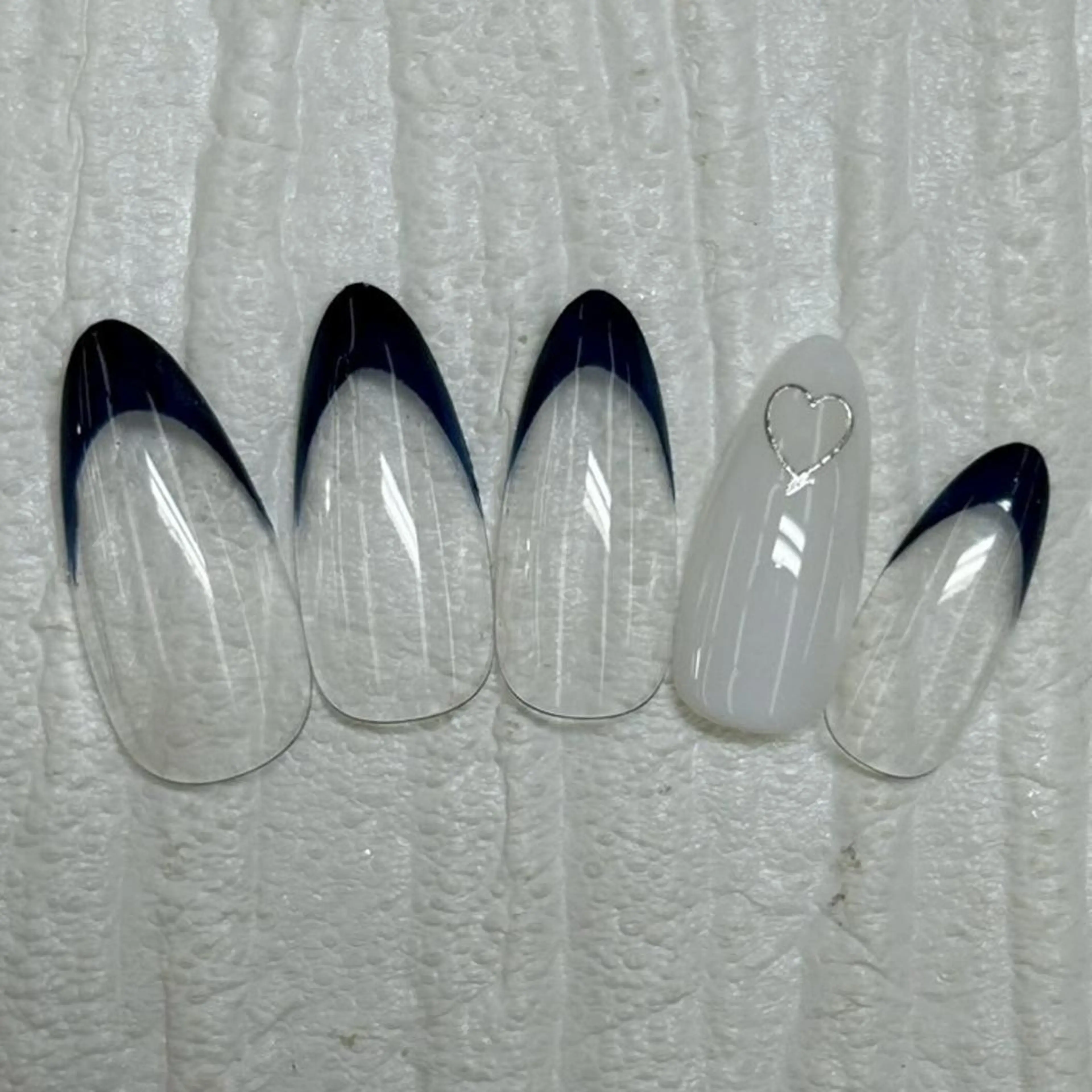 ネイル Nail salon Honey Beeのネイルデザイン