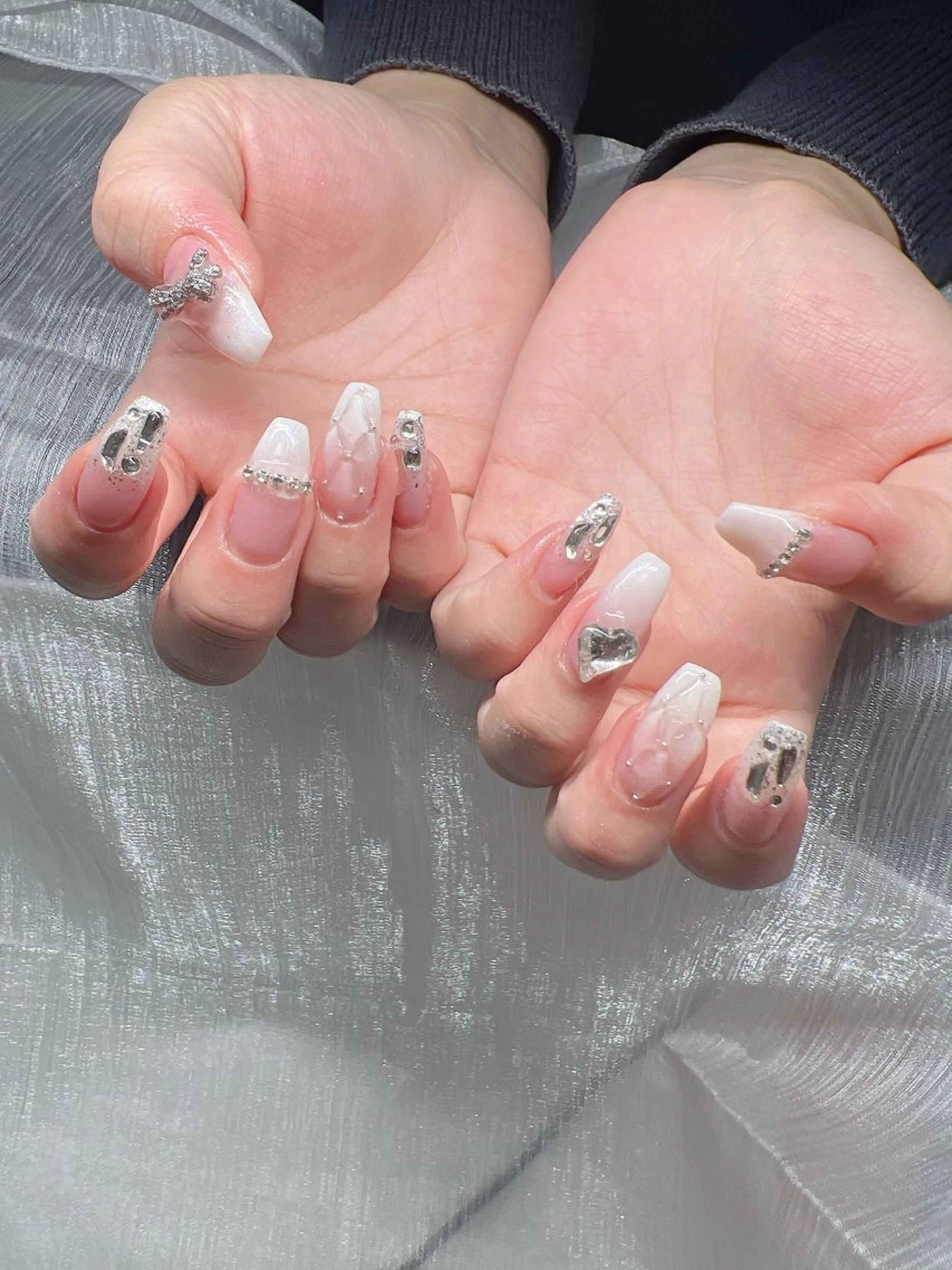 ネイル オーロラネイル チークネイル 長さ出し フットネイル フレンチネイル Lee Nails チップ長さだし専門店のネイルデザイン