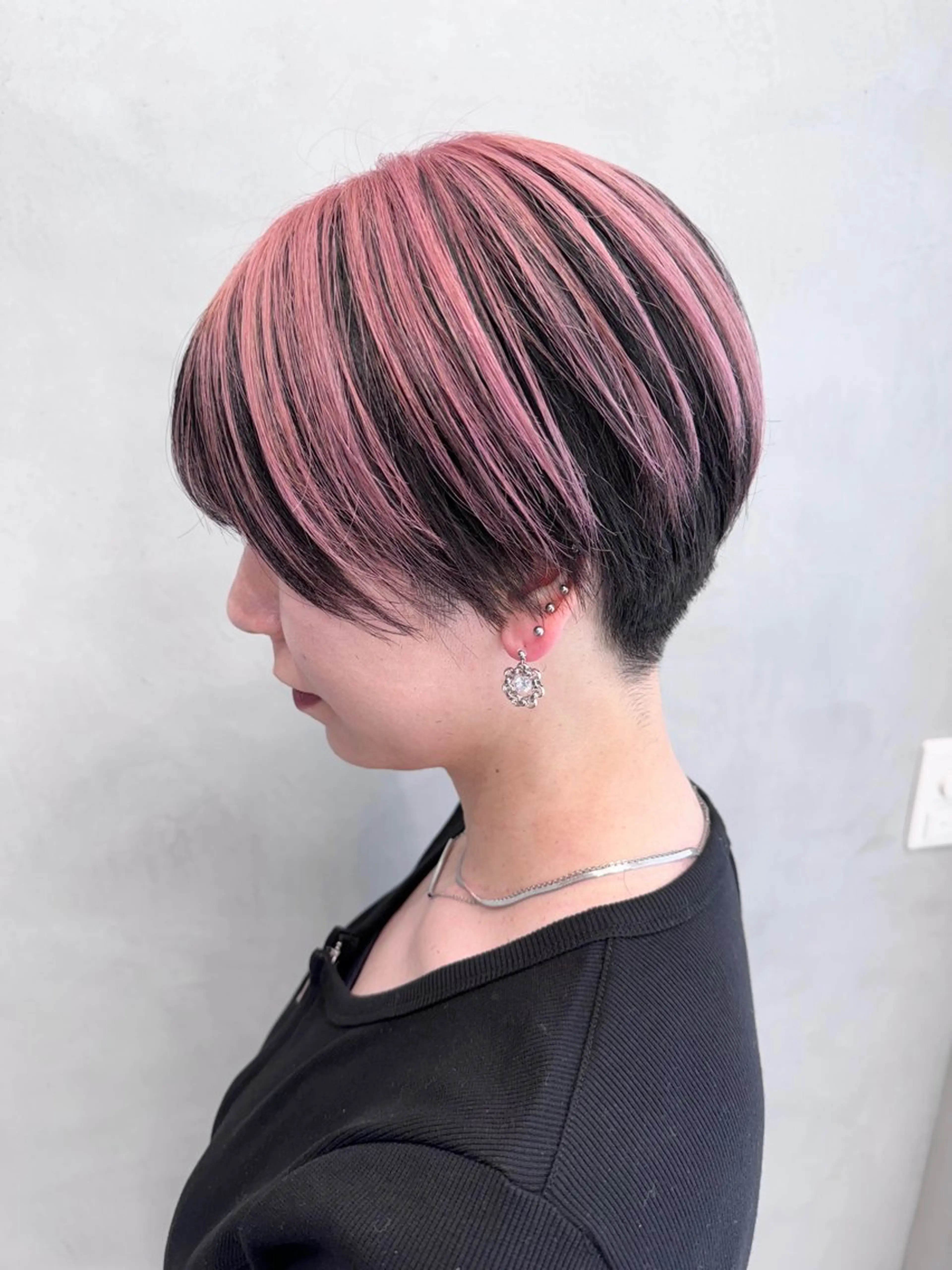 ショート カラー wool TOKYO けいご[ブリーチ]のヘアスタイル