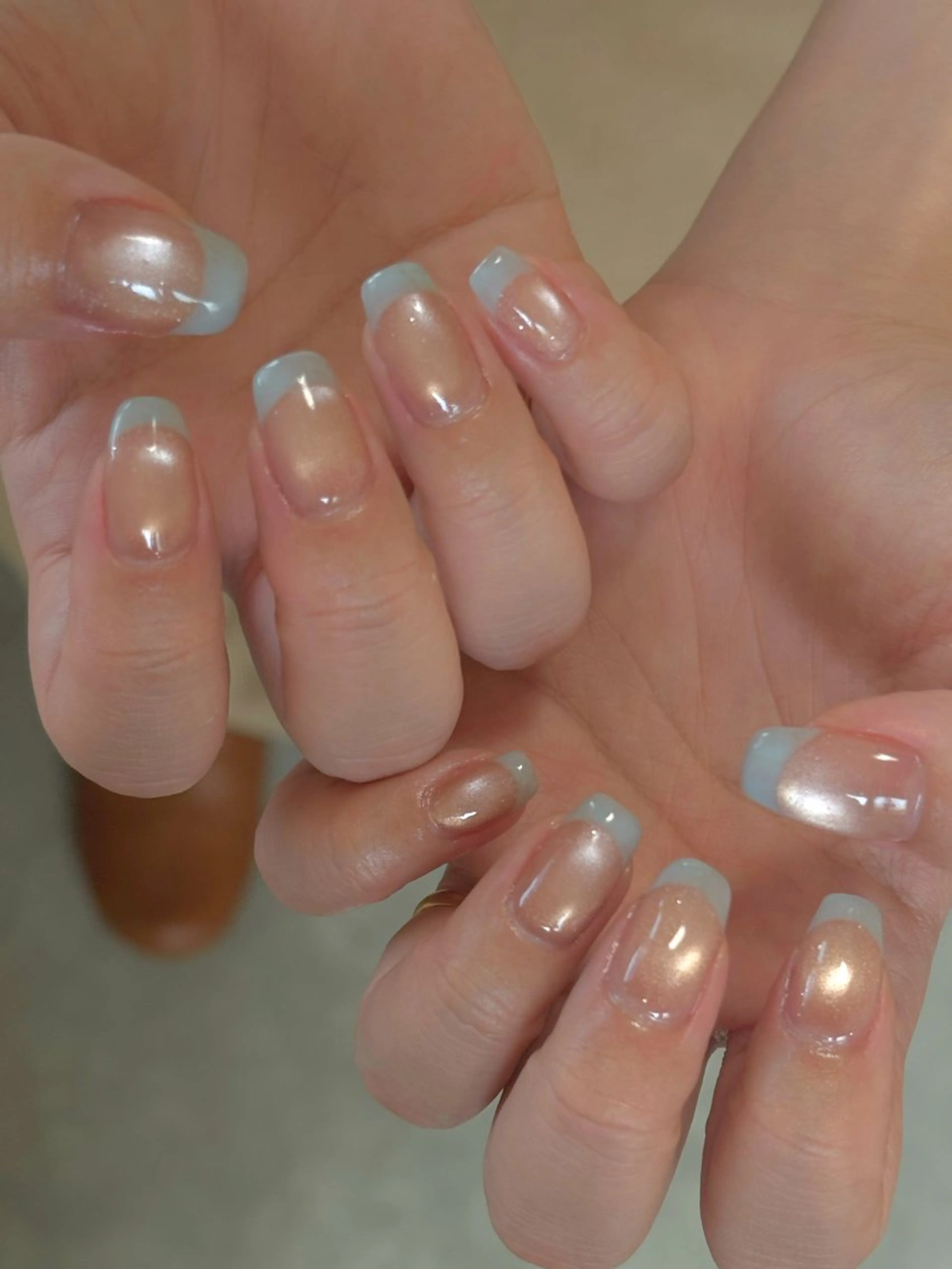 ネイル フラッシュネイル フレンチネイル キラキラネイル ラメ(グリッター) 水色 ハンドネイル tamu nail 　金町のネイルデザイン