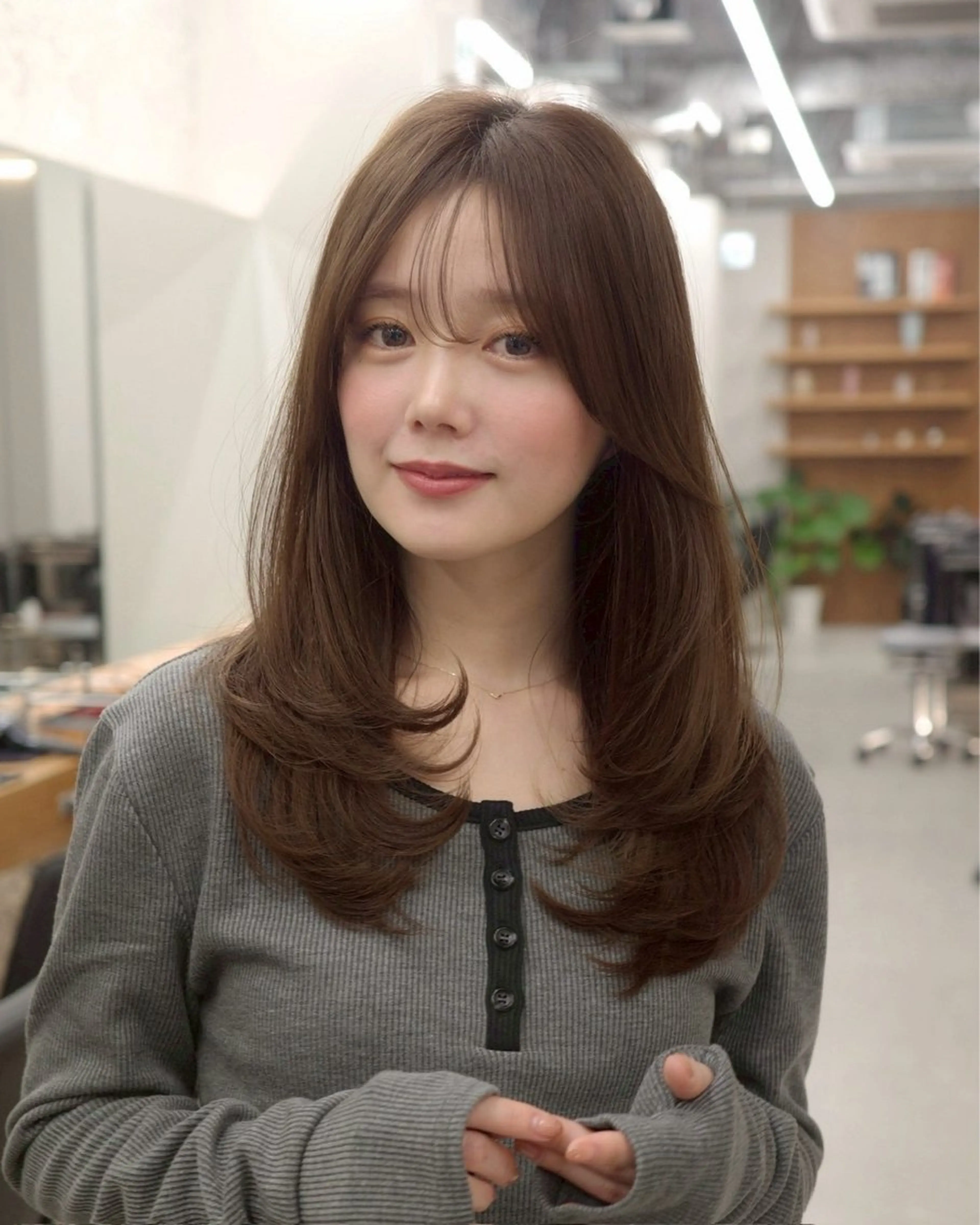 カラー 白石 瑠愛のヘアスタイル