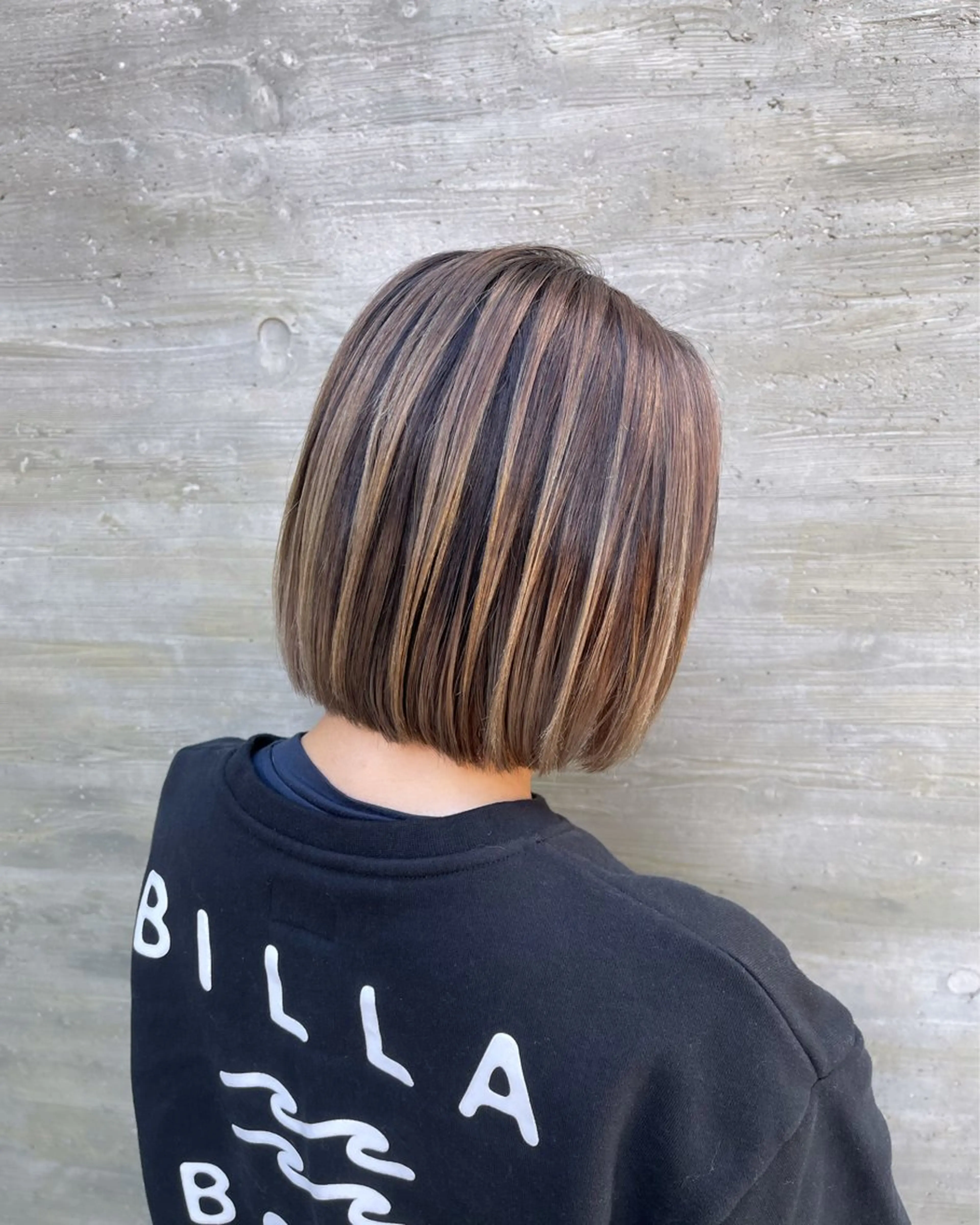 ショート カラー カット ヘアカラー トリートメント オージュアソムリエ DAIKI⭐️のヘアスタイル