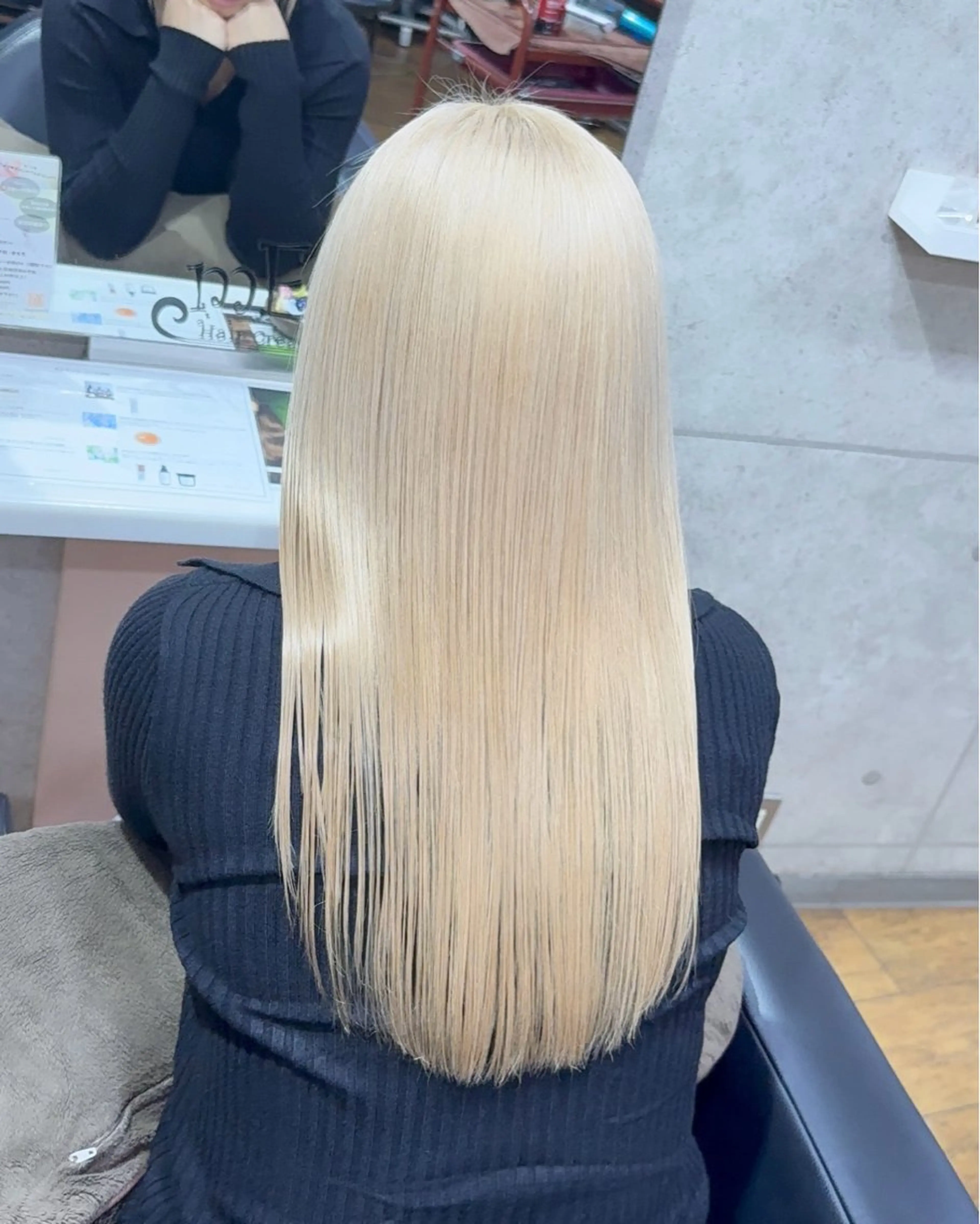 ロング カラー カット ヘアカラー トリートメント mEg hair creation川崎矢向店所属・レイヤー/ブリーチ/ 艶カラー/アトムのヘアスタイル