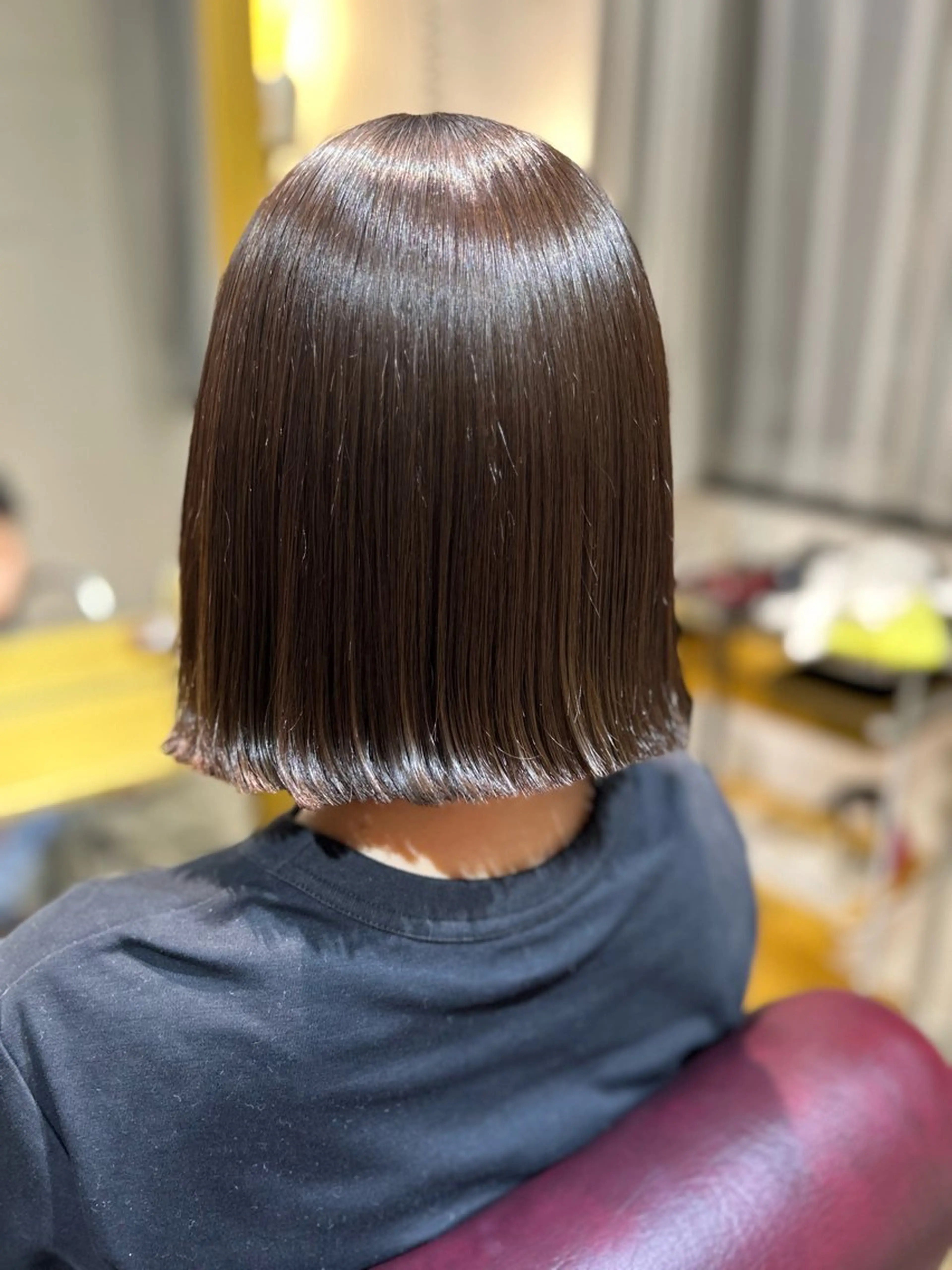 ミディアム 切りっぱなしボブ ボブ 外ハネヘア 縮毛矯正 カット ヘアカラー 縮毛矯正 縮毛矯正／レイヤー／ 🌟mizukiのヘアスタイル