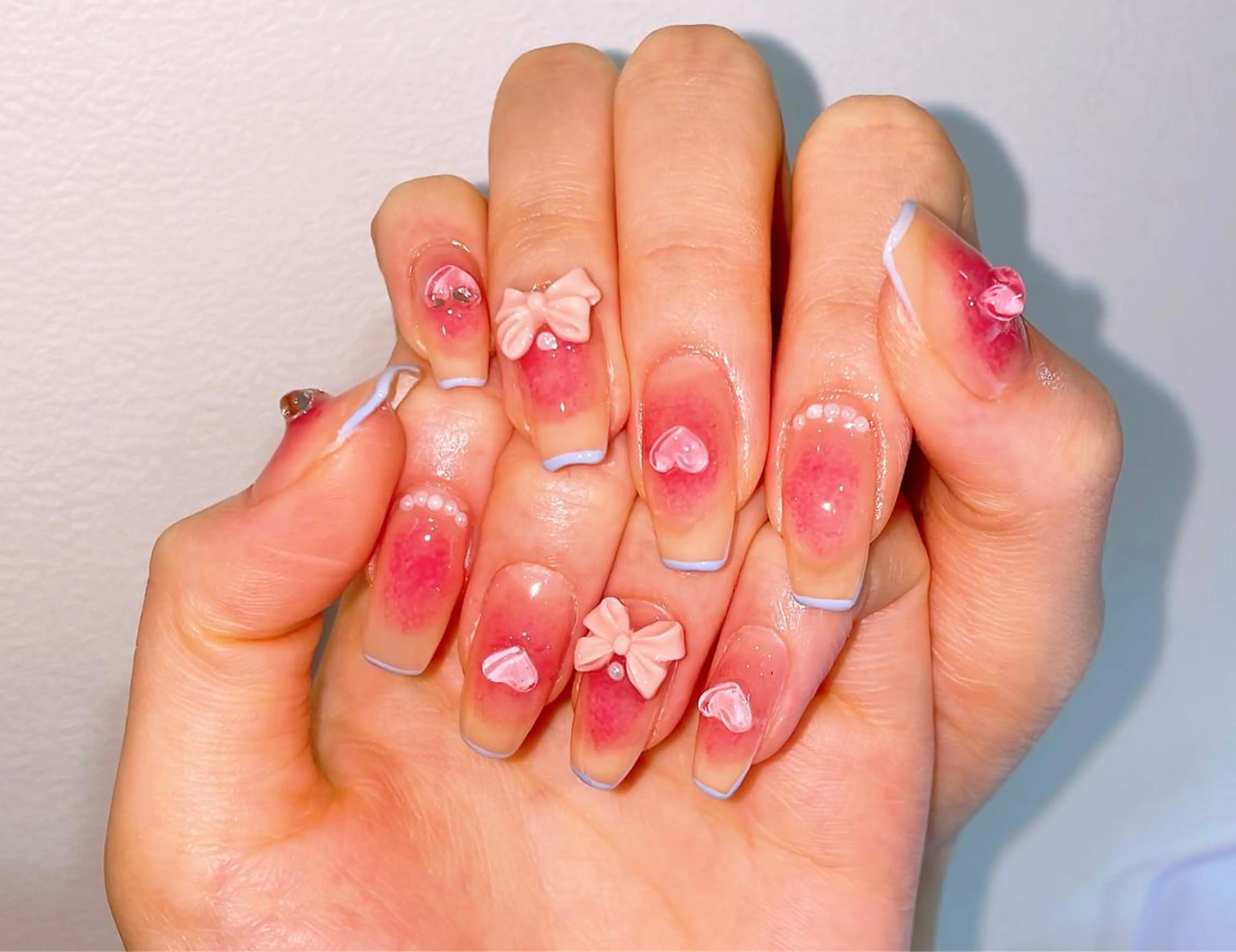 ネイル ハンドネイル VIERU 🌈🎀💖のネイルデザイン