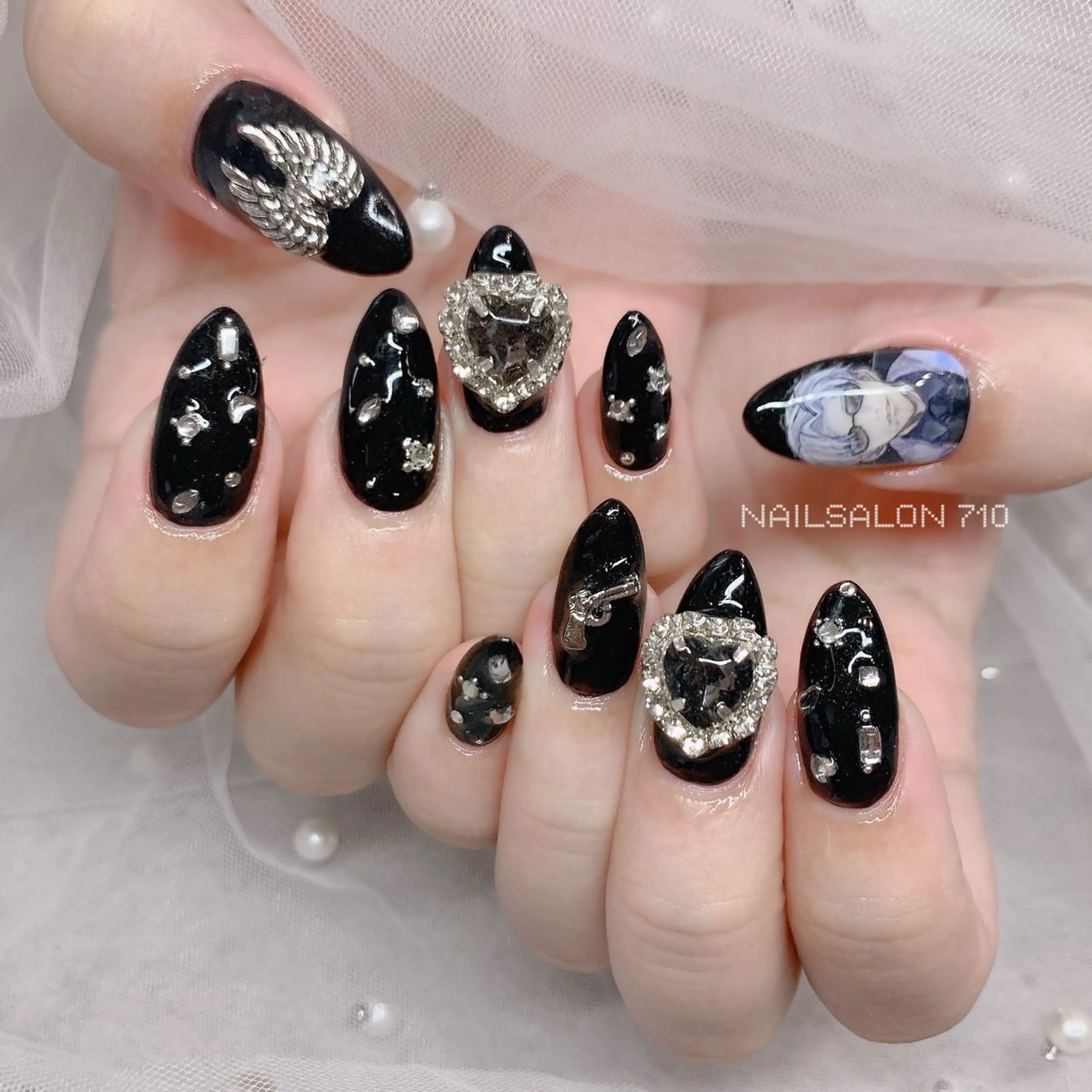 ネイル ハンドネイル フットネイル ナナイチゼロ I.Naoのネイルデザイン