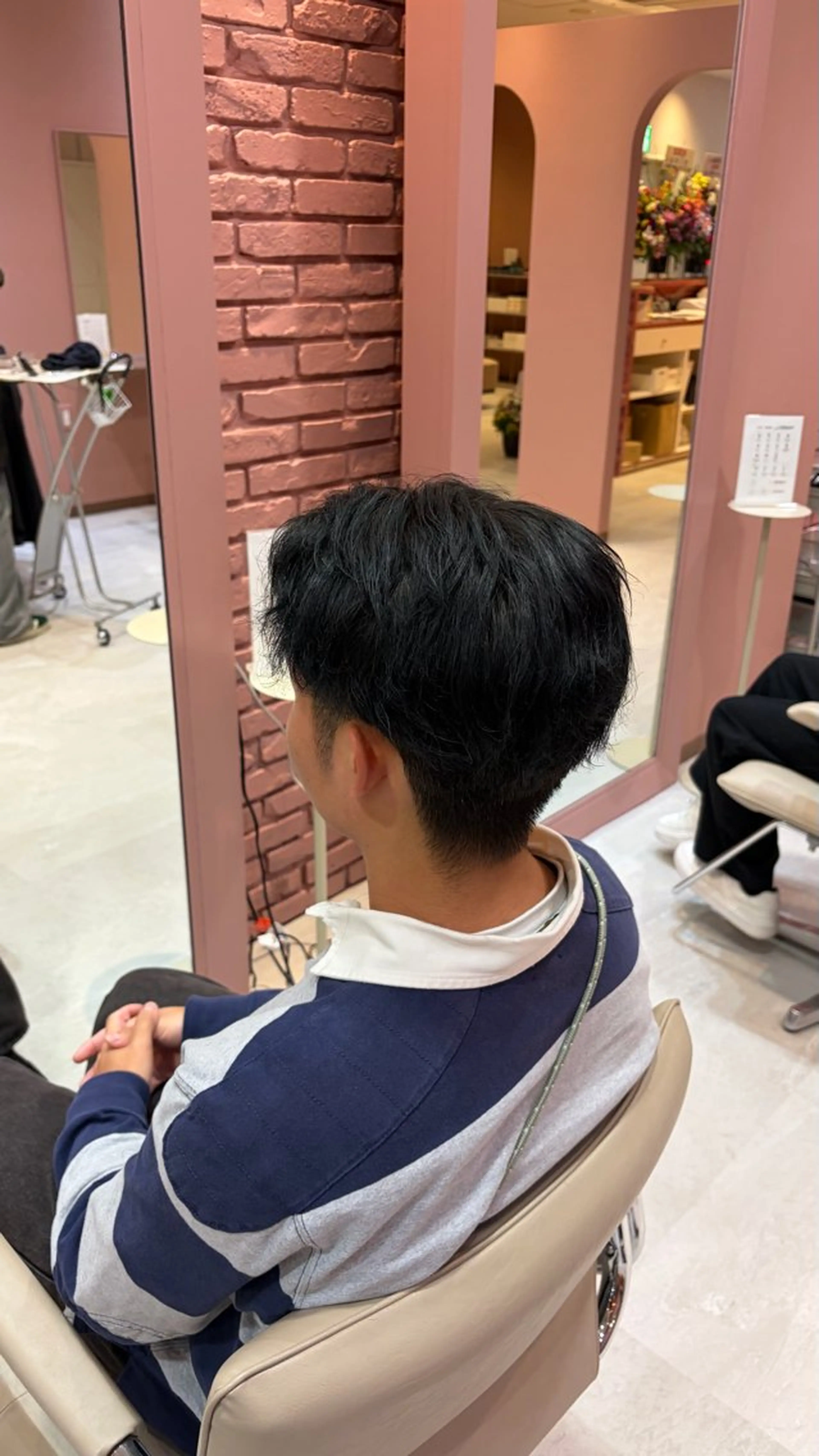 ショート カラー メンズ カット ヘアカラー 聖菜/ hina /レイヤー/艶カラーのヘアスタイル