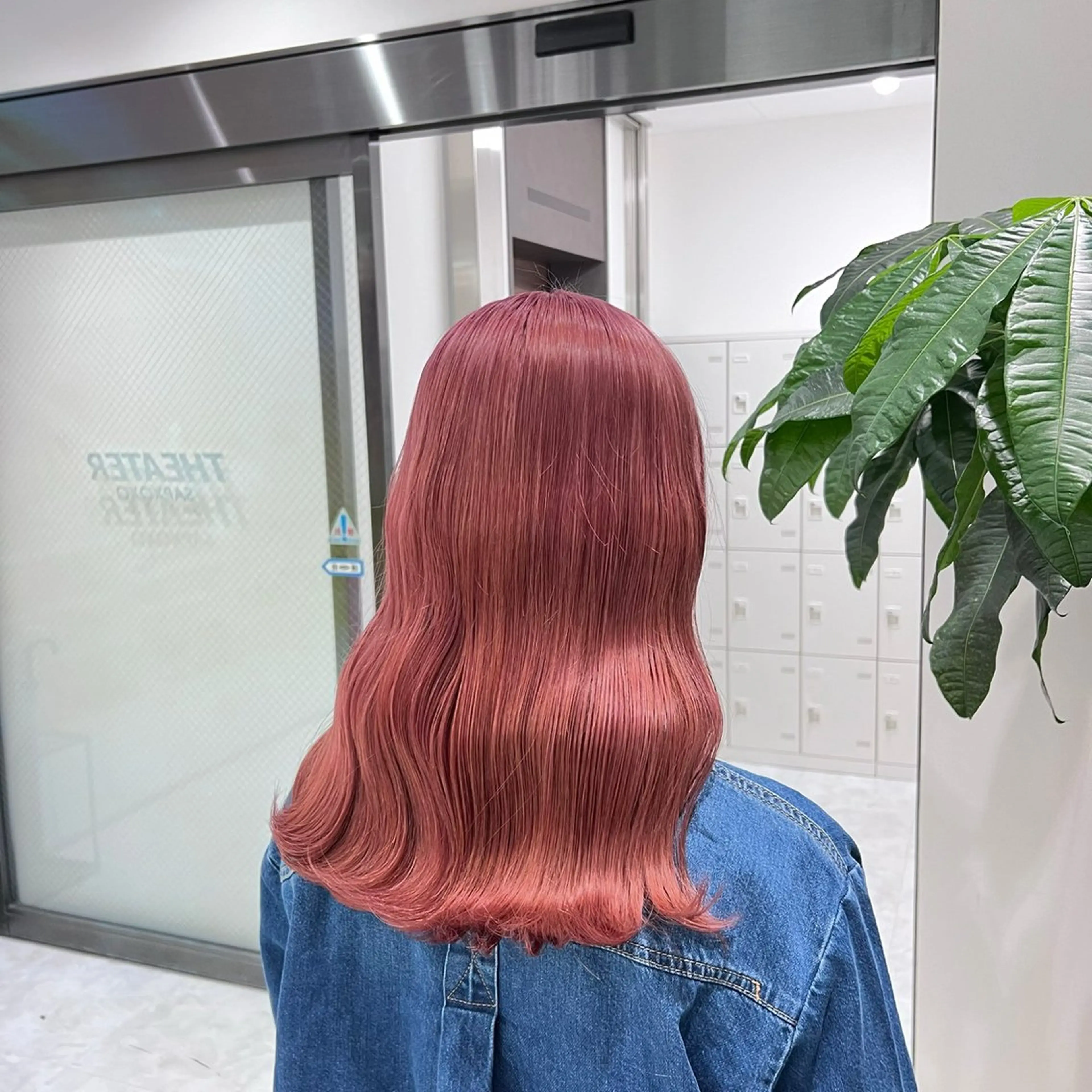 ミディアム カラー パーマ ヘアアレンジ メンズ 🤍透明感カラー🤍 似合わせ🤍AINEのヘアスタイル