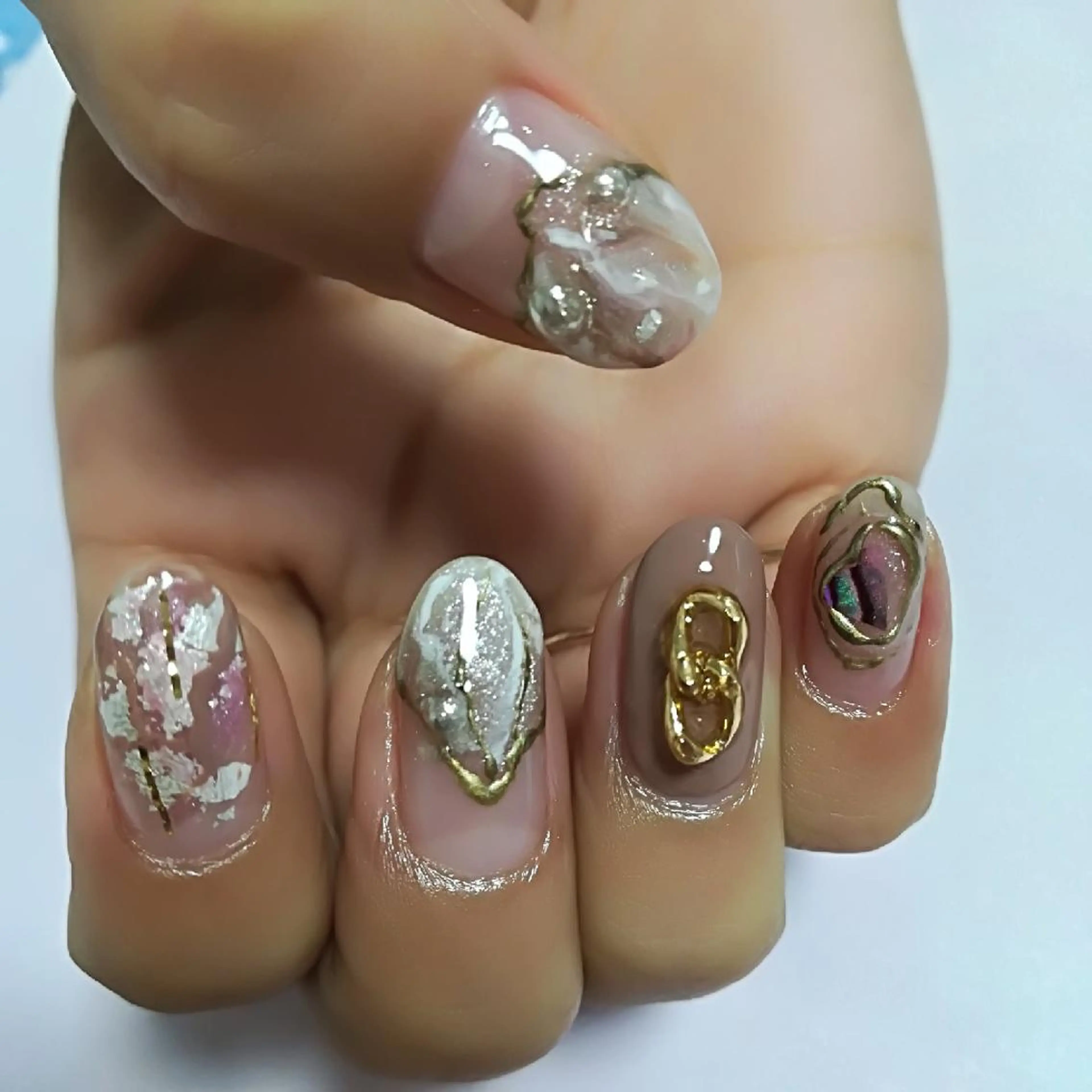 ネイル ゴールド ハンドネイル reve あやののネイルデザイン