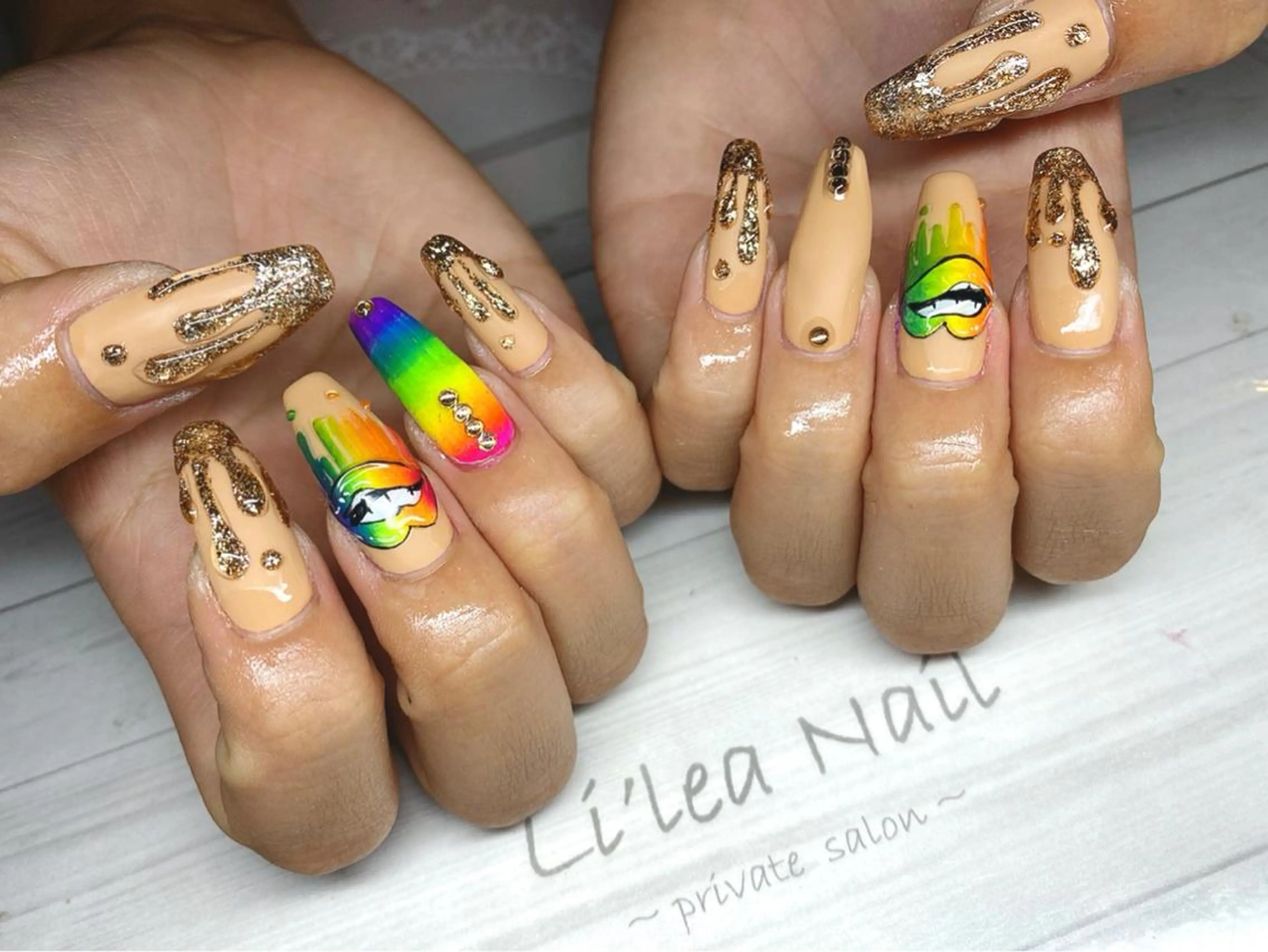ネイル Li'leaNail AINAのネイルデザイン