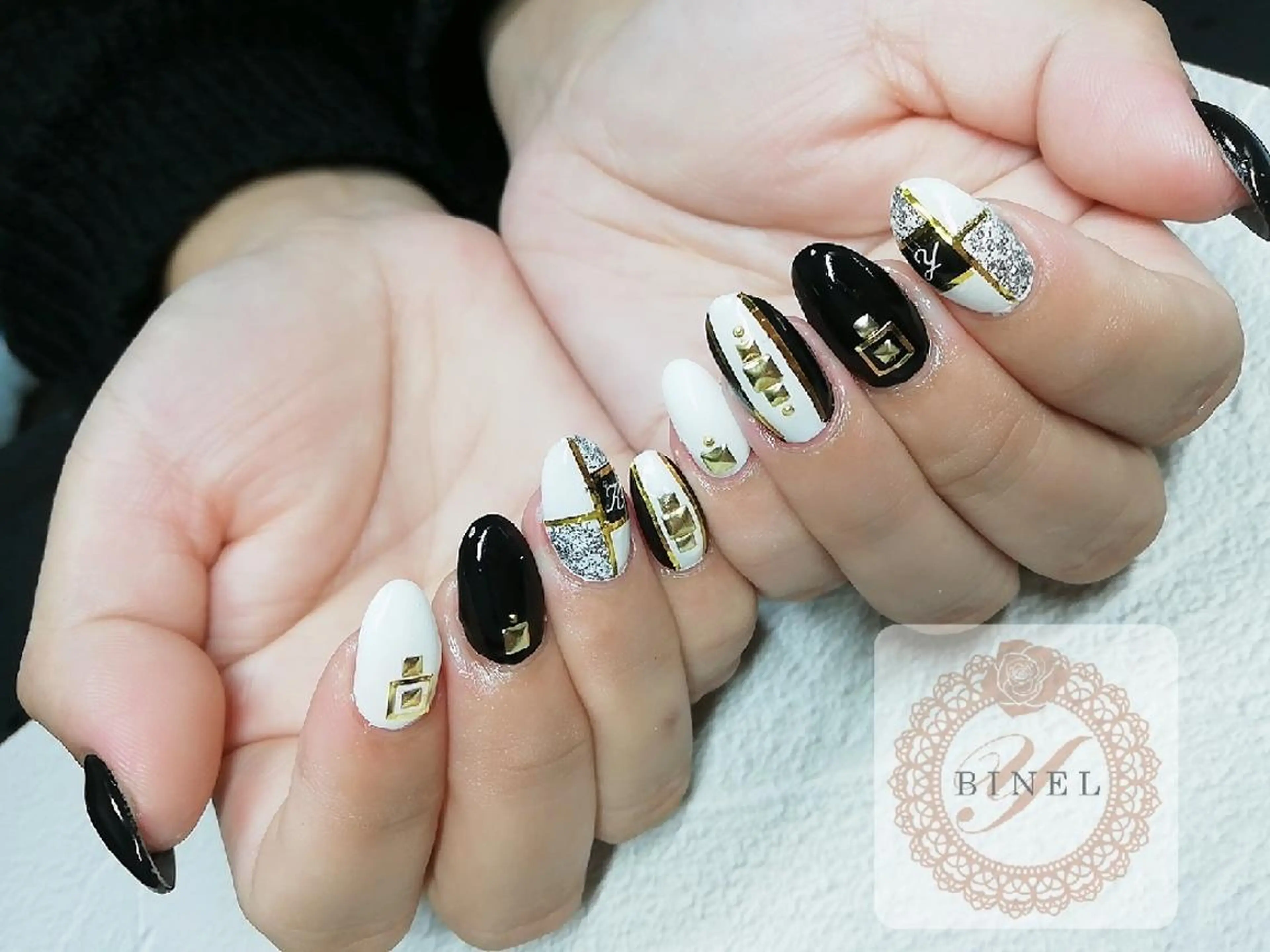 ネイル 持ち込み ハンドネイル Nail Salon Y.BINELのネイルデザイン
