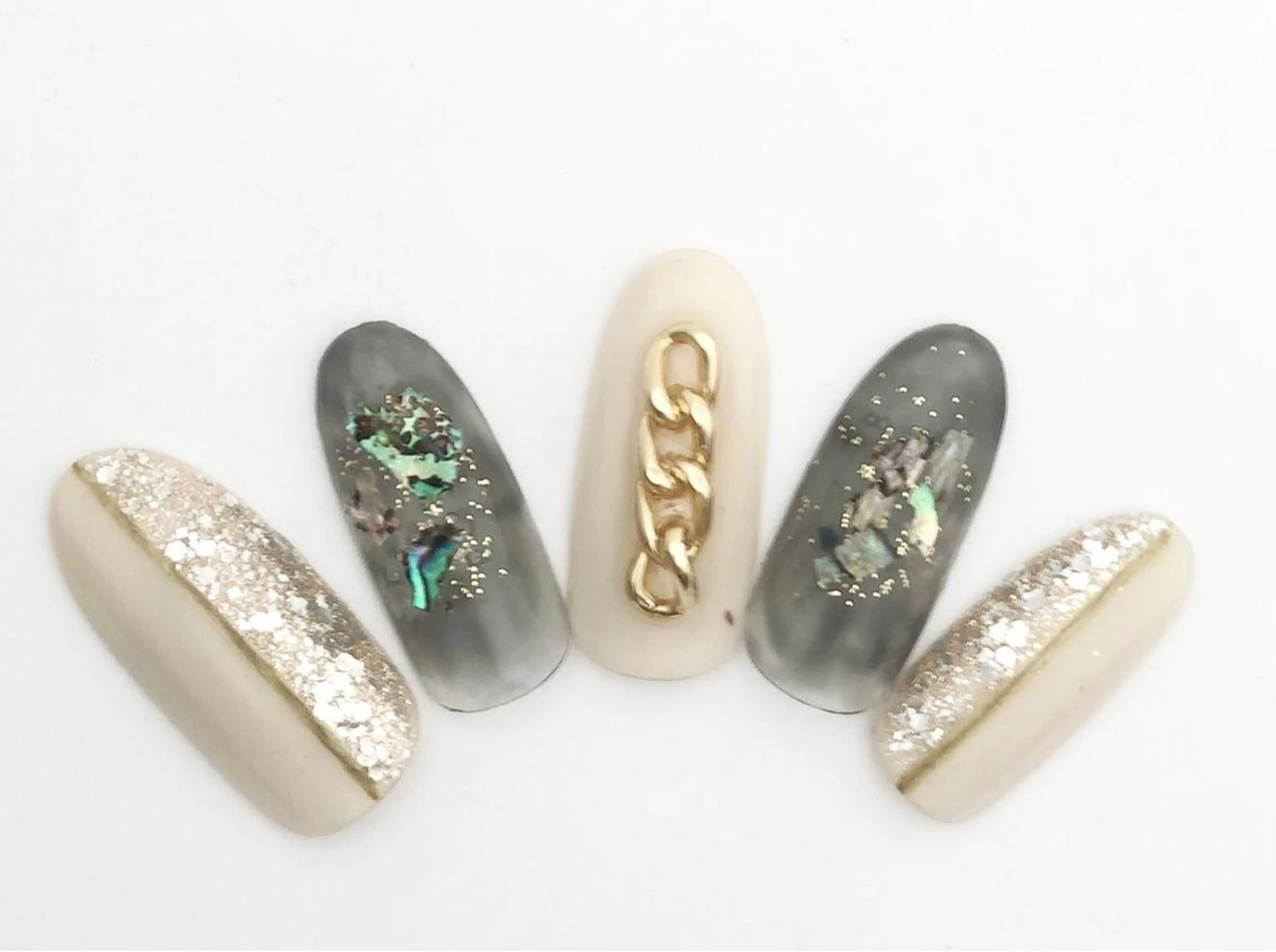 ショート ネイル 🦋Kiyomi. 🦋のネイルデザイン