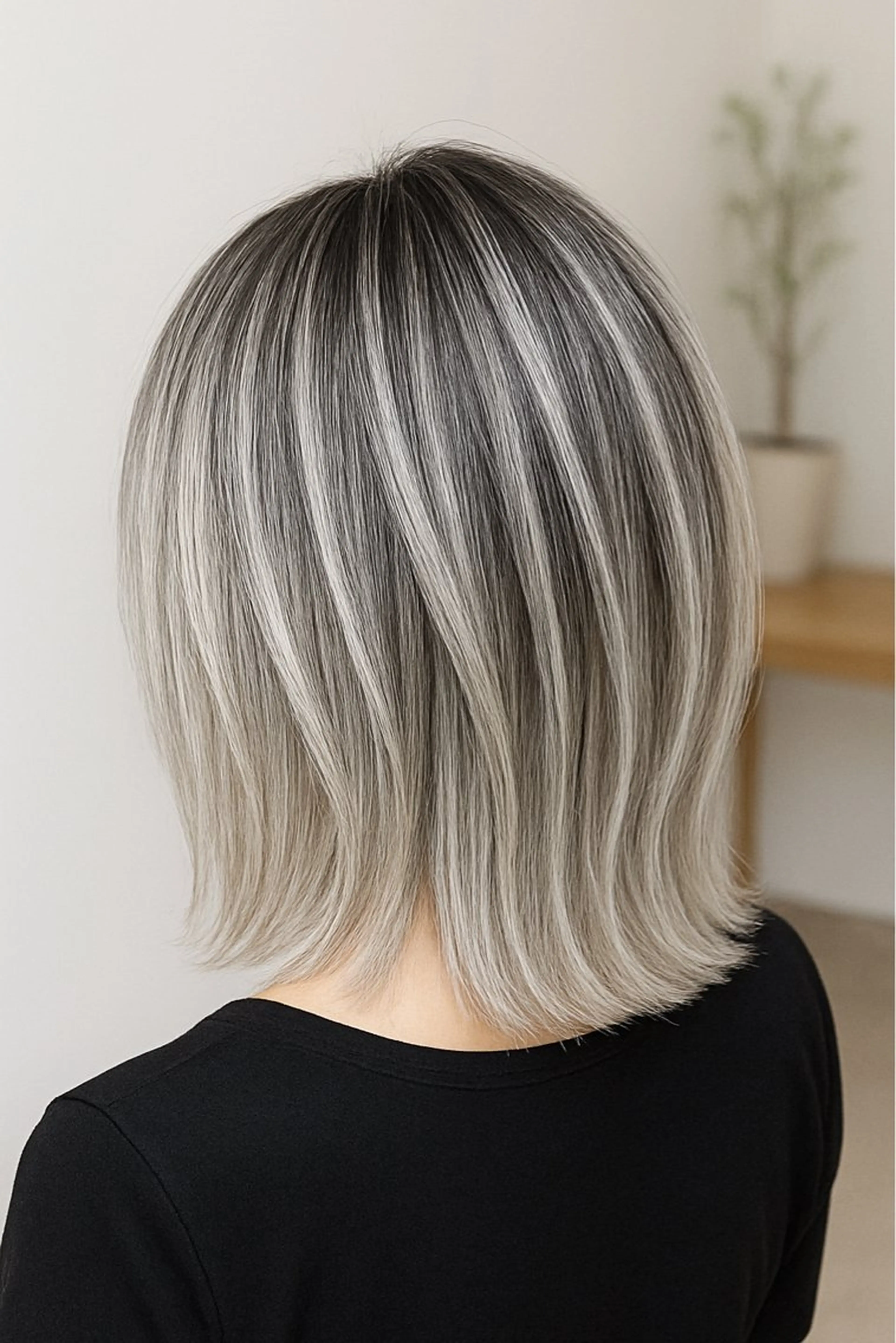 【透明感MAX】大人ボブの外国人風シャドールーツカラー＆酸熱トリートメント🫧✨最高級ケアブリーチ使用✨の写真