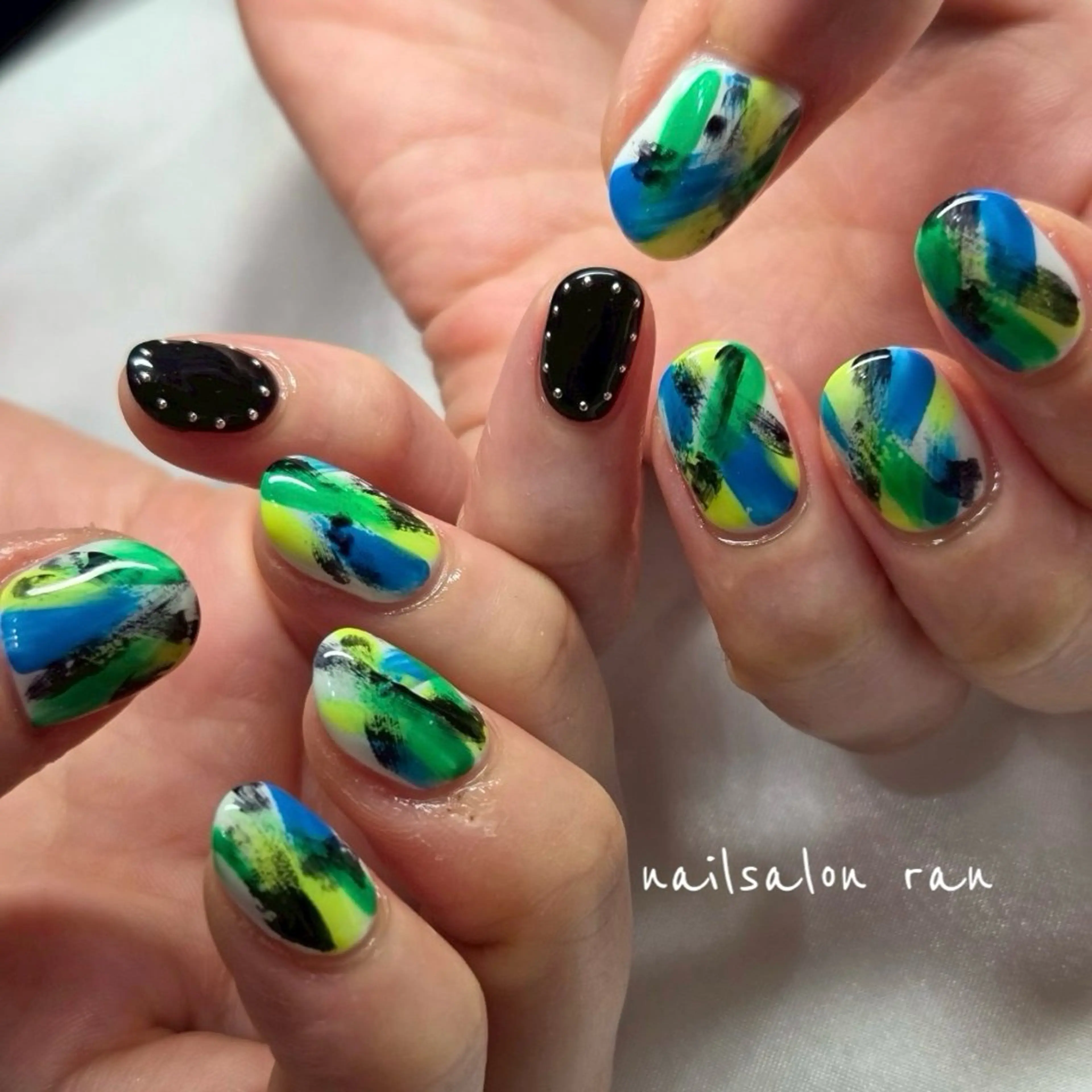 ネイル ニュアンスネイル ハンドネイル ハンドケア nailsalon ranのネイルデザイン