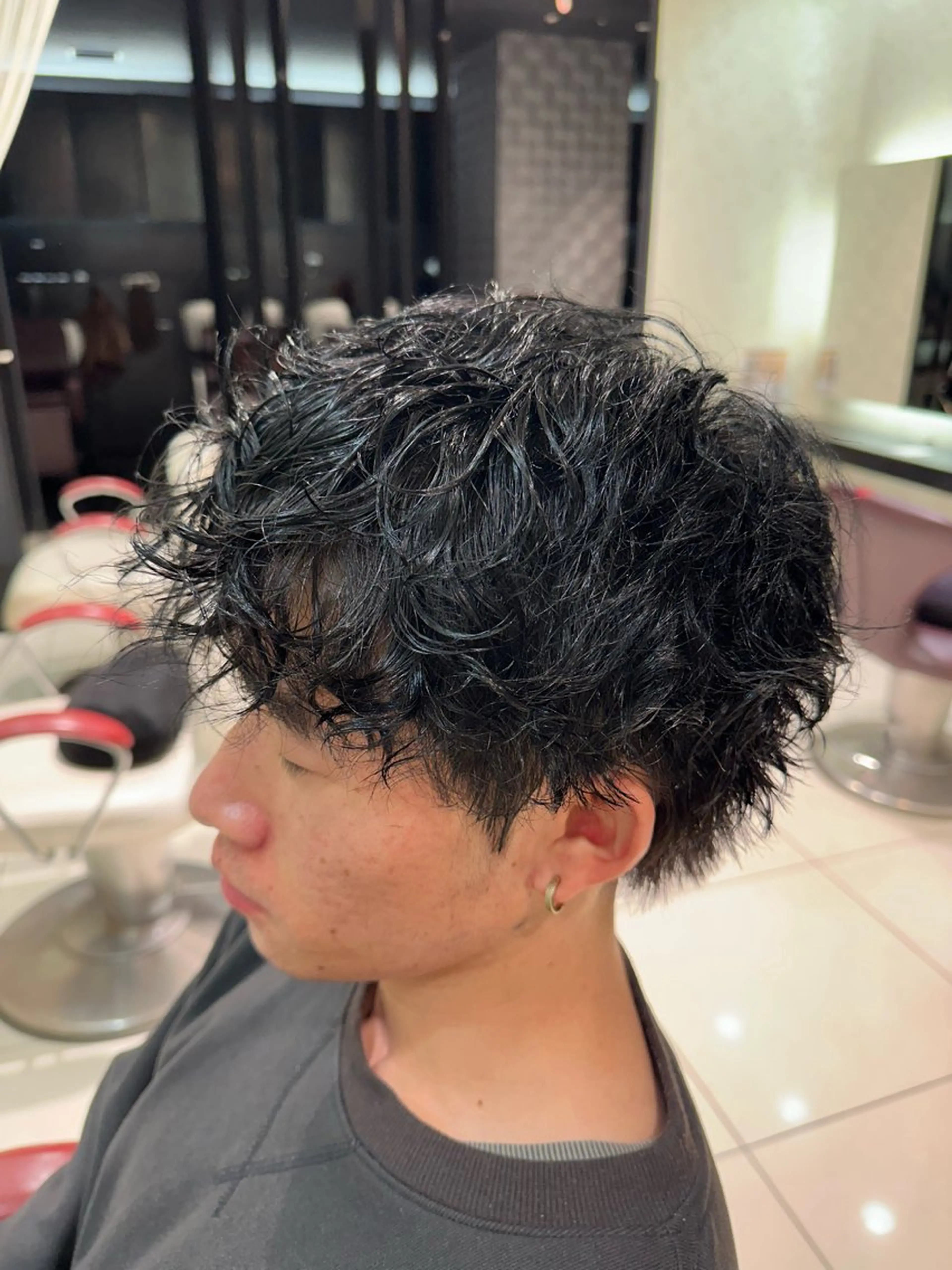 ショート カラー パーマ メンズ メンズ就活ヘア メンズパーマ シャドーパーマ 刈り上げ 黒髪 カット パーマ ヘアセット 市川透明感カラー &パーマ美容師Kaiのヘアスタイル