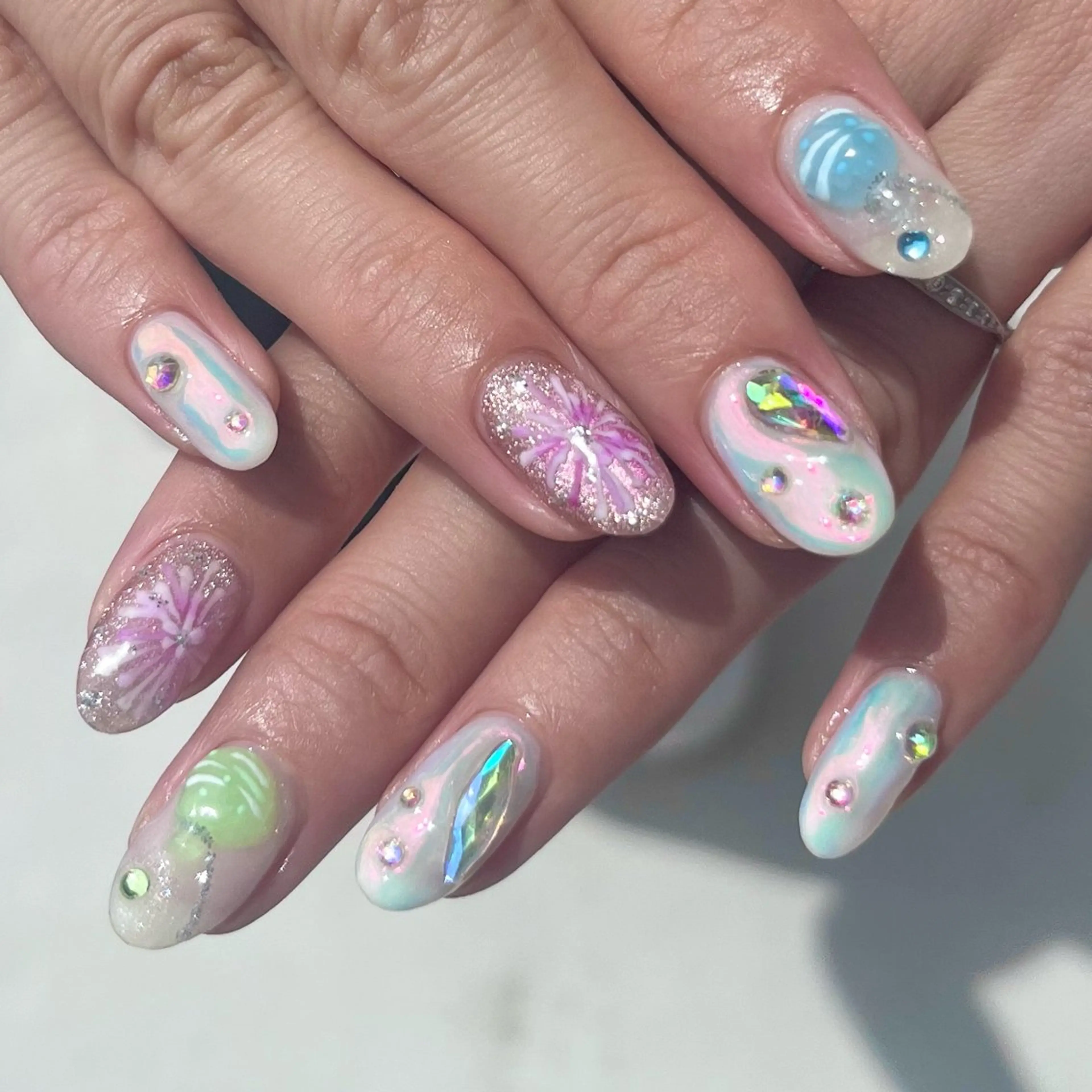 ネイル ヨーヨーネイル ハンドネイル ネイルサロンAmo 🎀のネイルデザイン