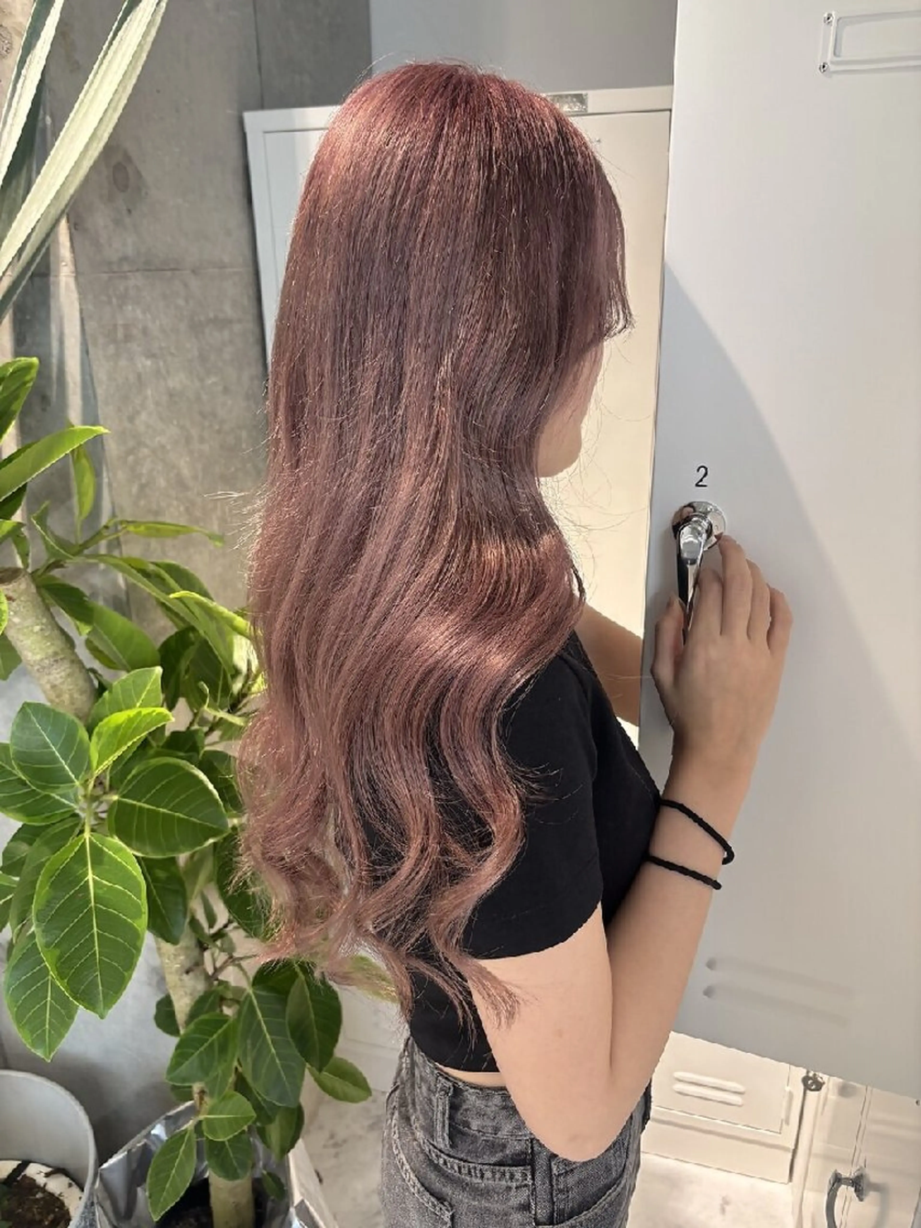 カラー ロング カット ヘアカラー トリートメント Lond Roleのヘアスタイル
