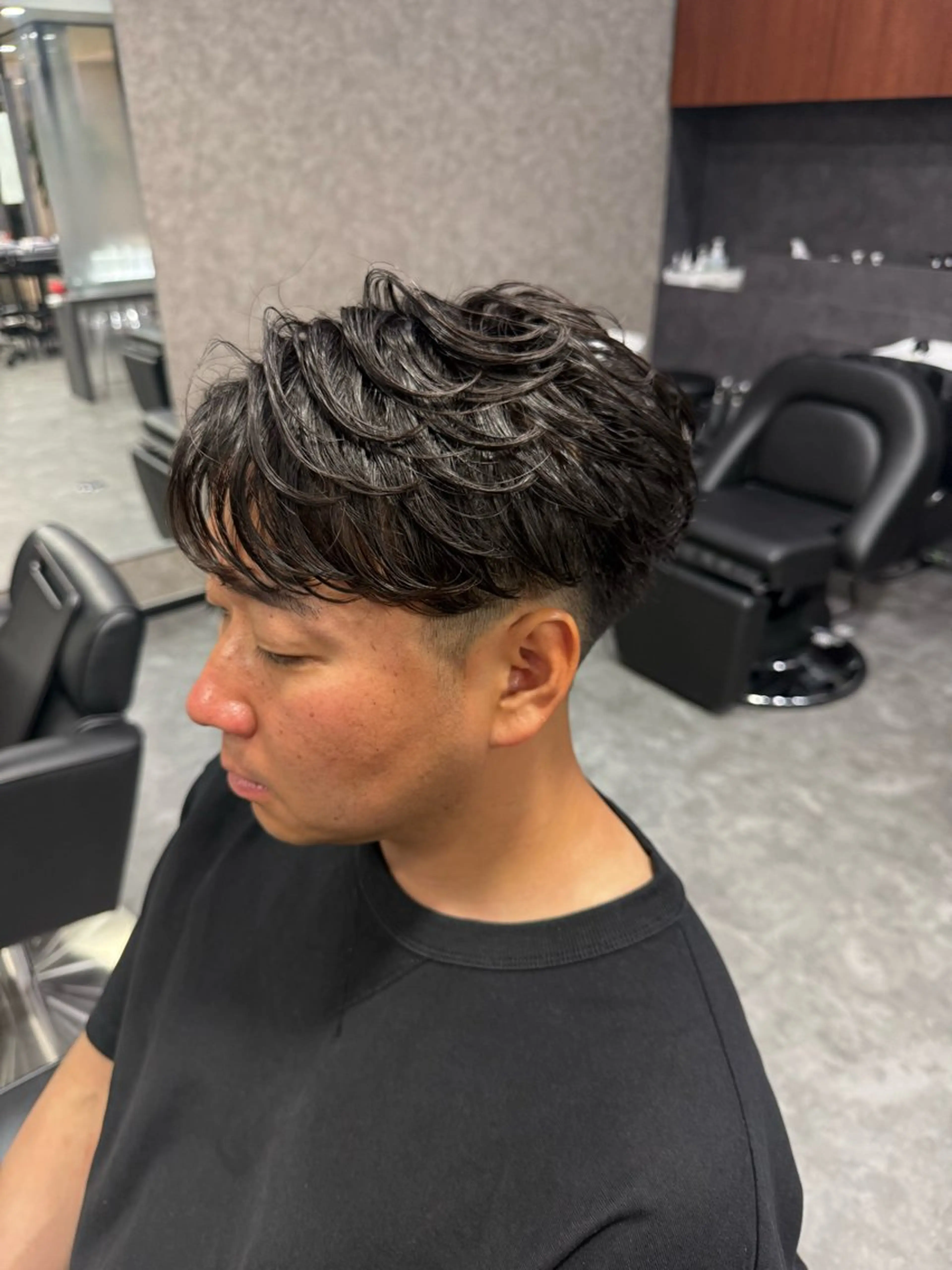 メンズ フェザーパーマ メンズパーマ パーマ 本田 有里のヘアスタイル