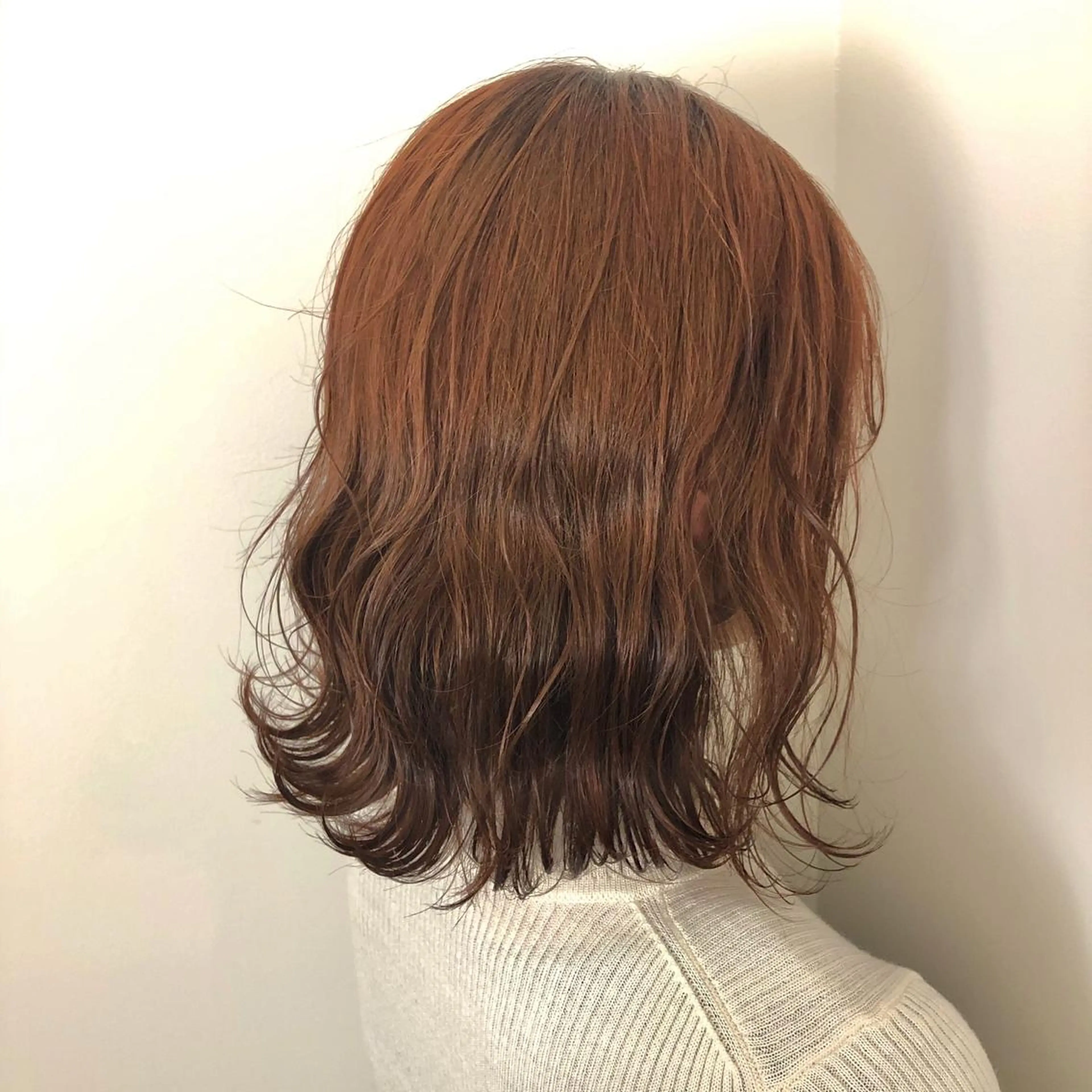 ミディアム カラー パーマ ブリーチ ブリーチなしカラー オレンジ ボブレイヤー/ カラー診断/Amiのヘアスタイル