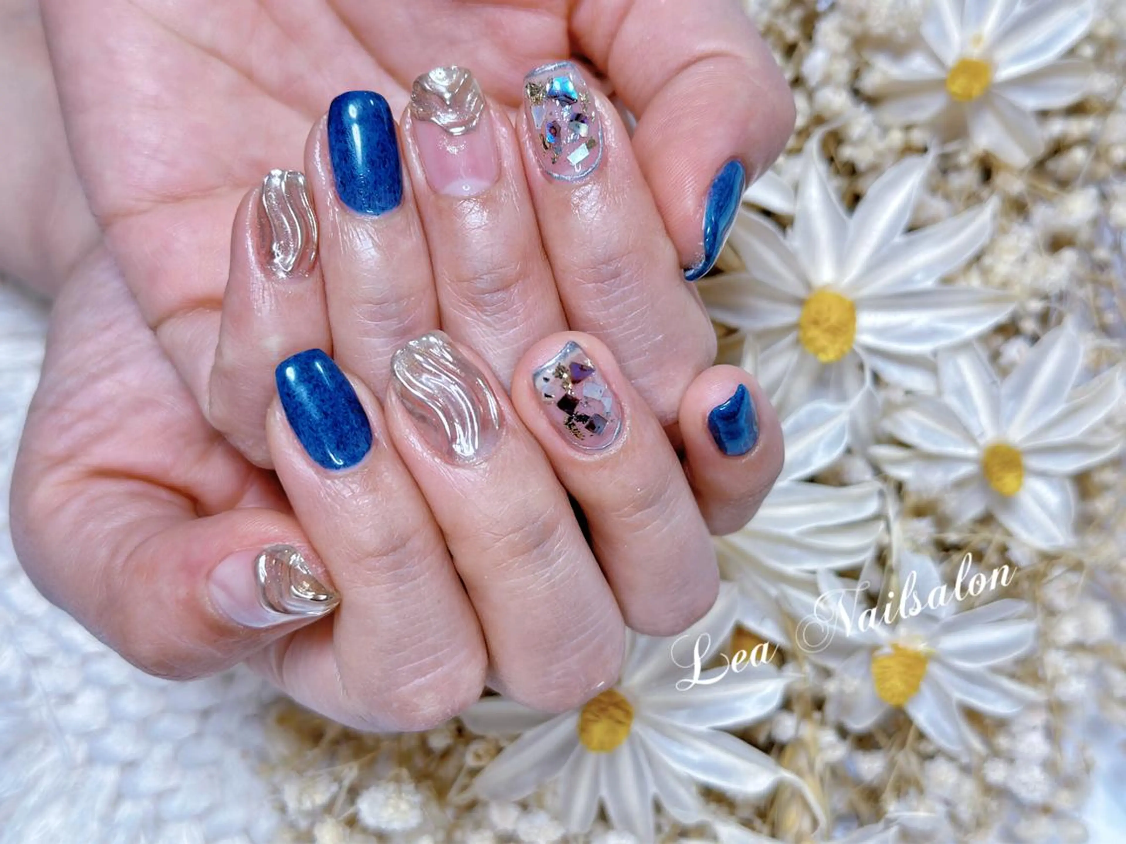 ショート カラー ネイル Le’a NailSalonのネイルデザイン