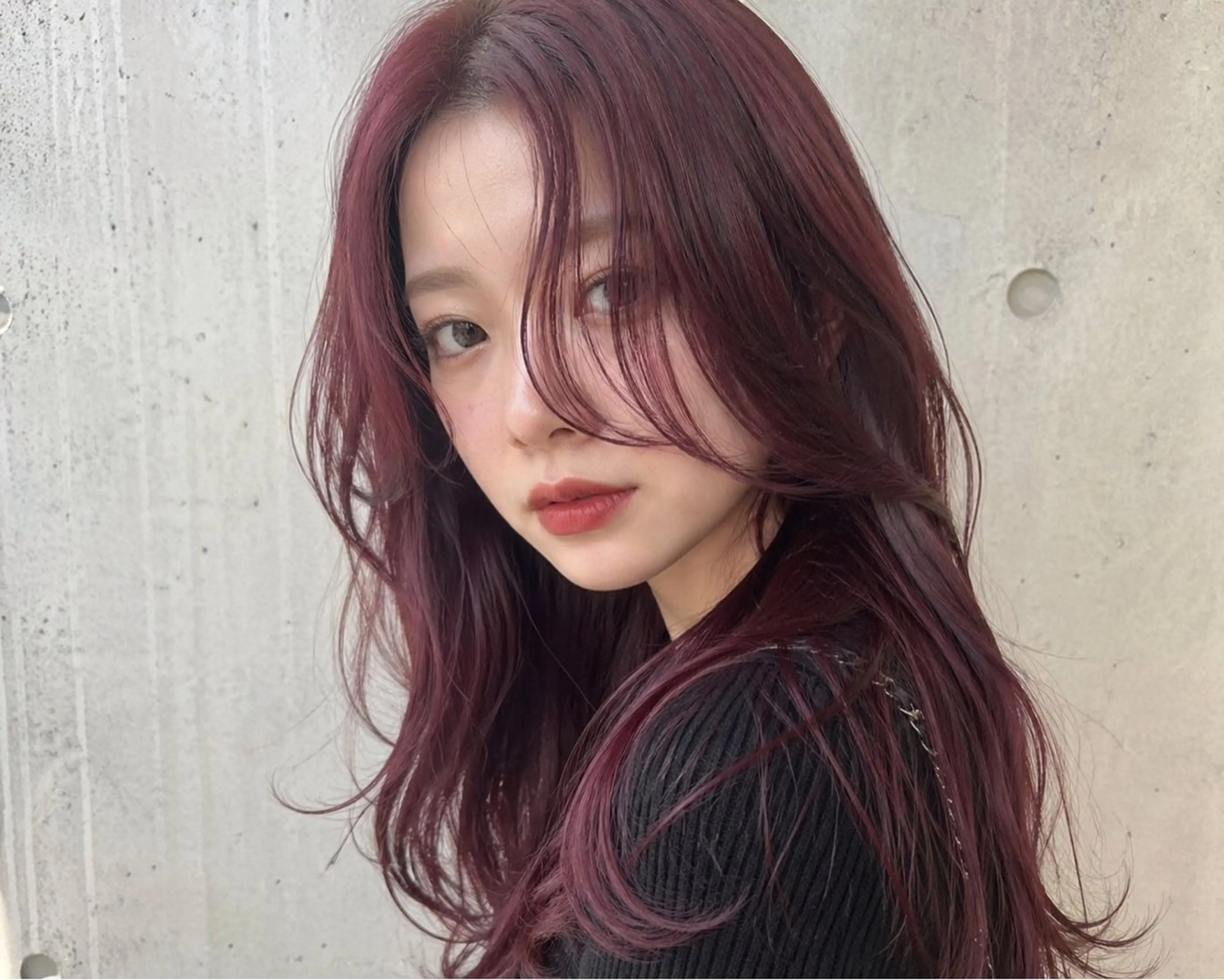 ロング ヘアカラー PETZ 望月佑茉のヘアスタイル