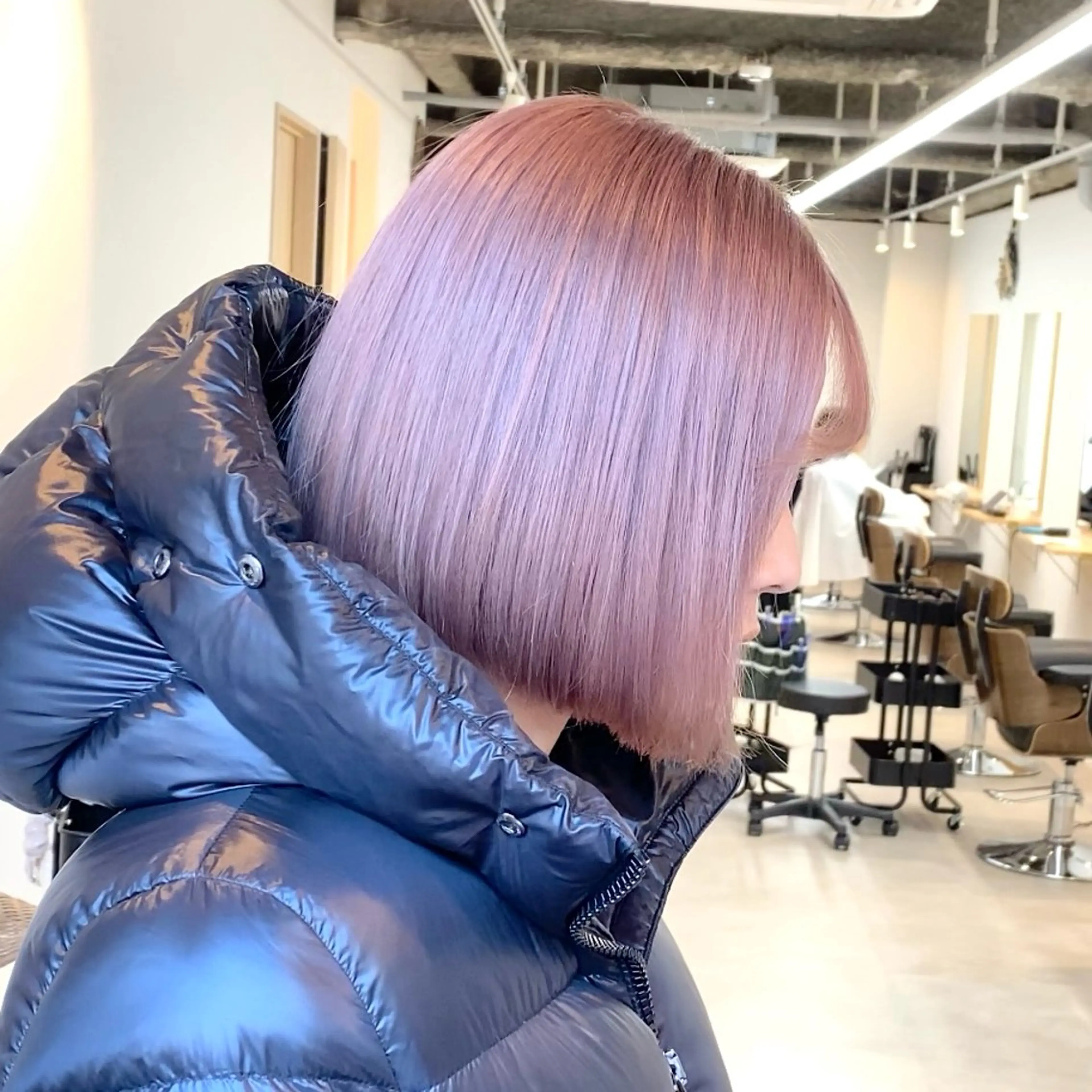 ショート カラー カット ヘアカラー トリートメント ボブ/韓国ボブ/ブリ ーチ/鈴木康平のヘアスタイル