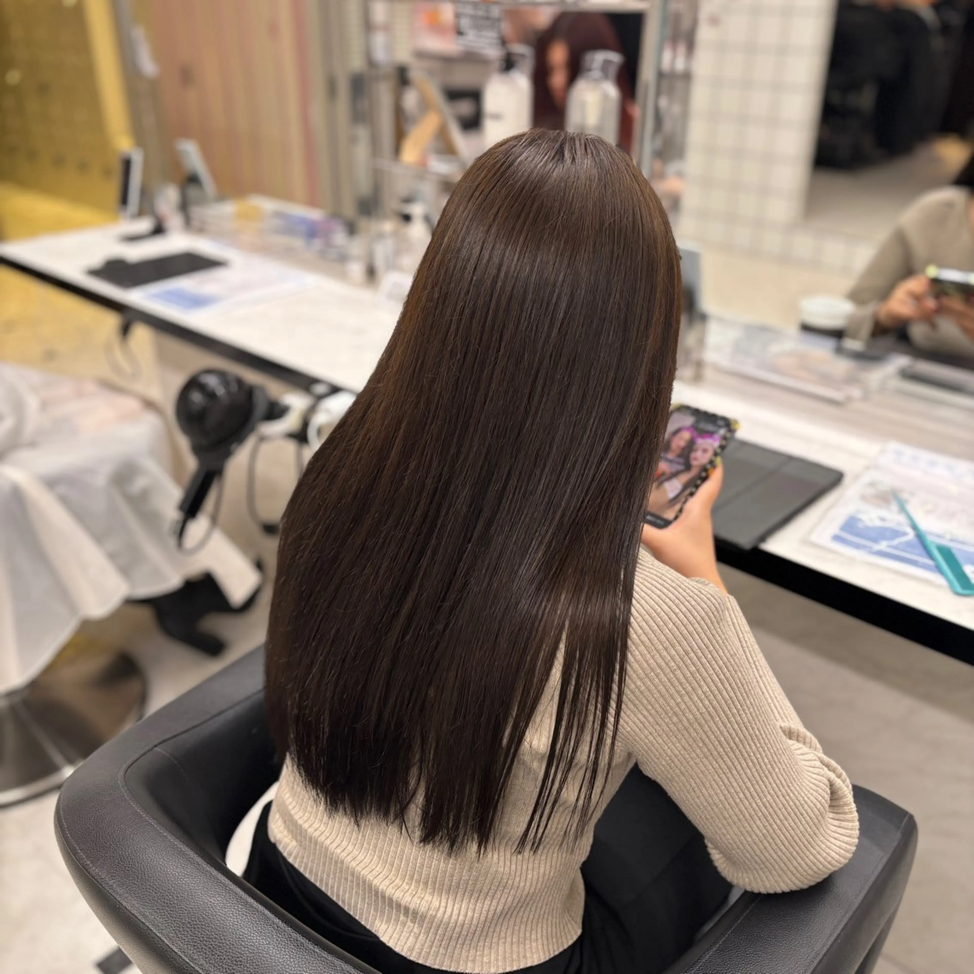 ロング カラー ダブルカラー ロング 💙ハイトーン韓国風 色白ヘア💙manaのヘアスタイル