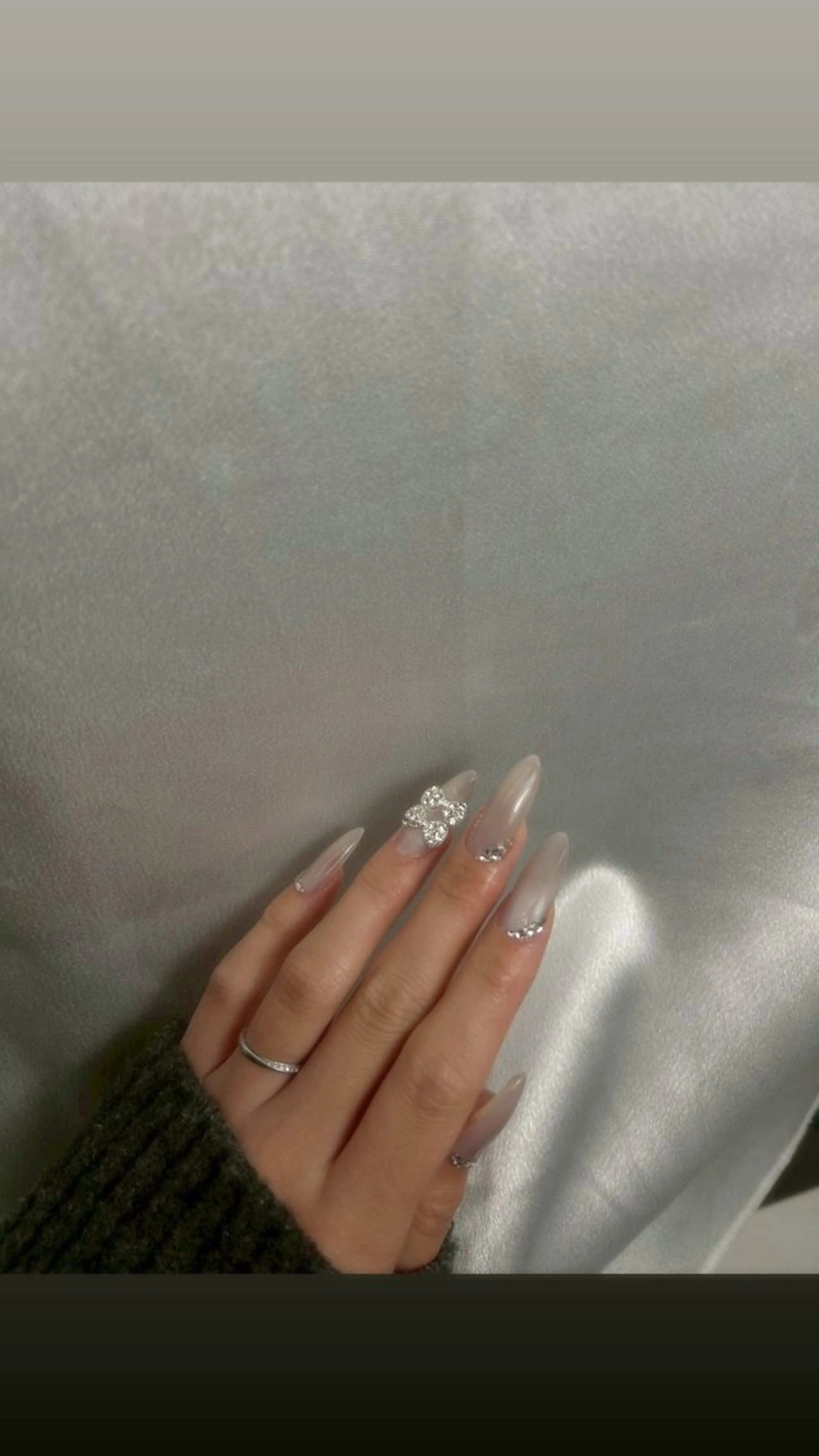 ネイル ワンホンネイル ハンドネイル 吉田 彩乃のネイルデザイン