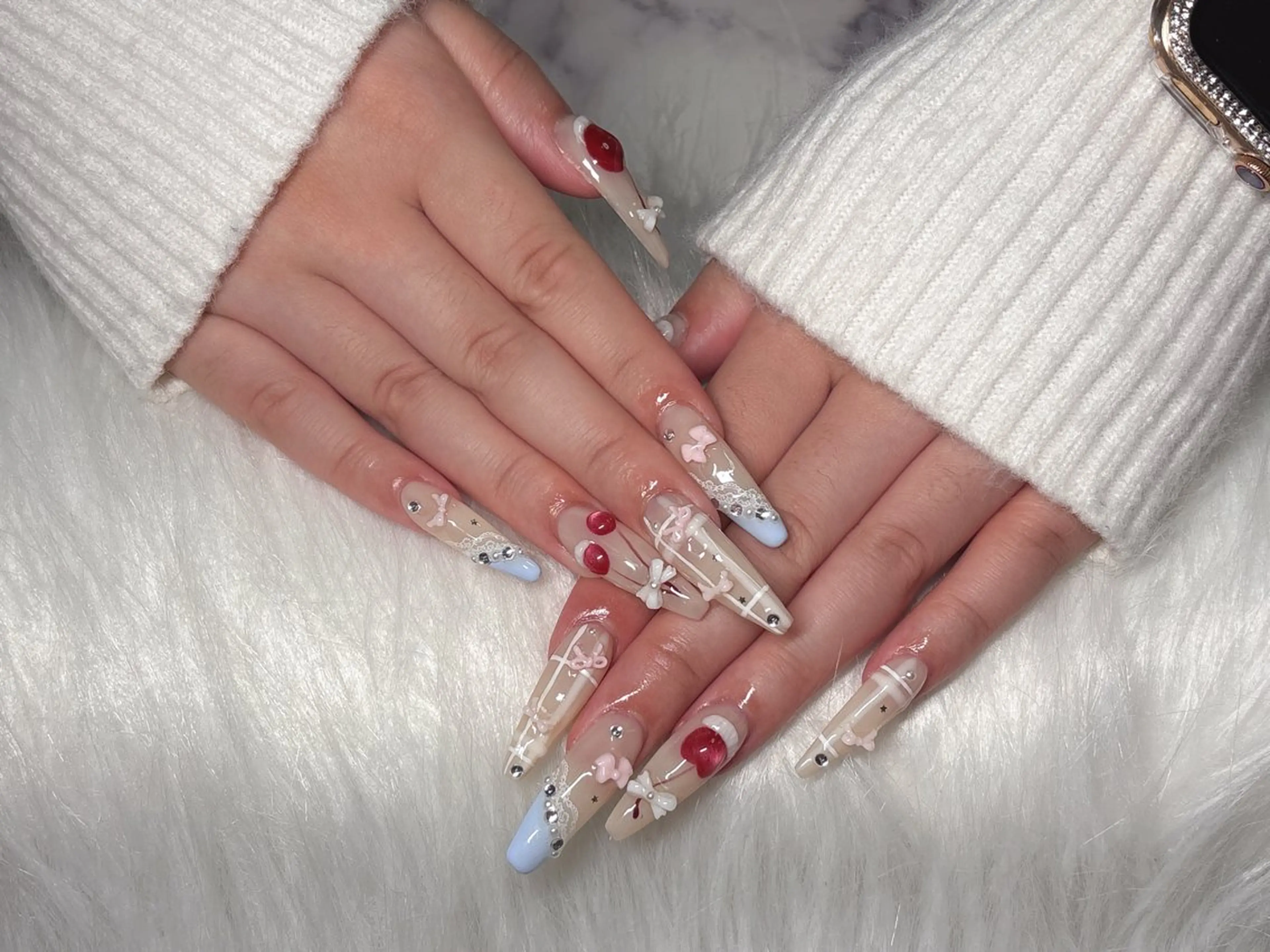 ネイル Chiara 長さだしのネイルデザイン