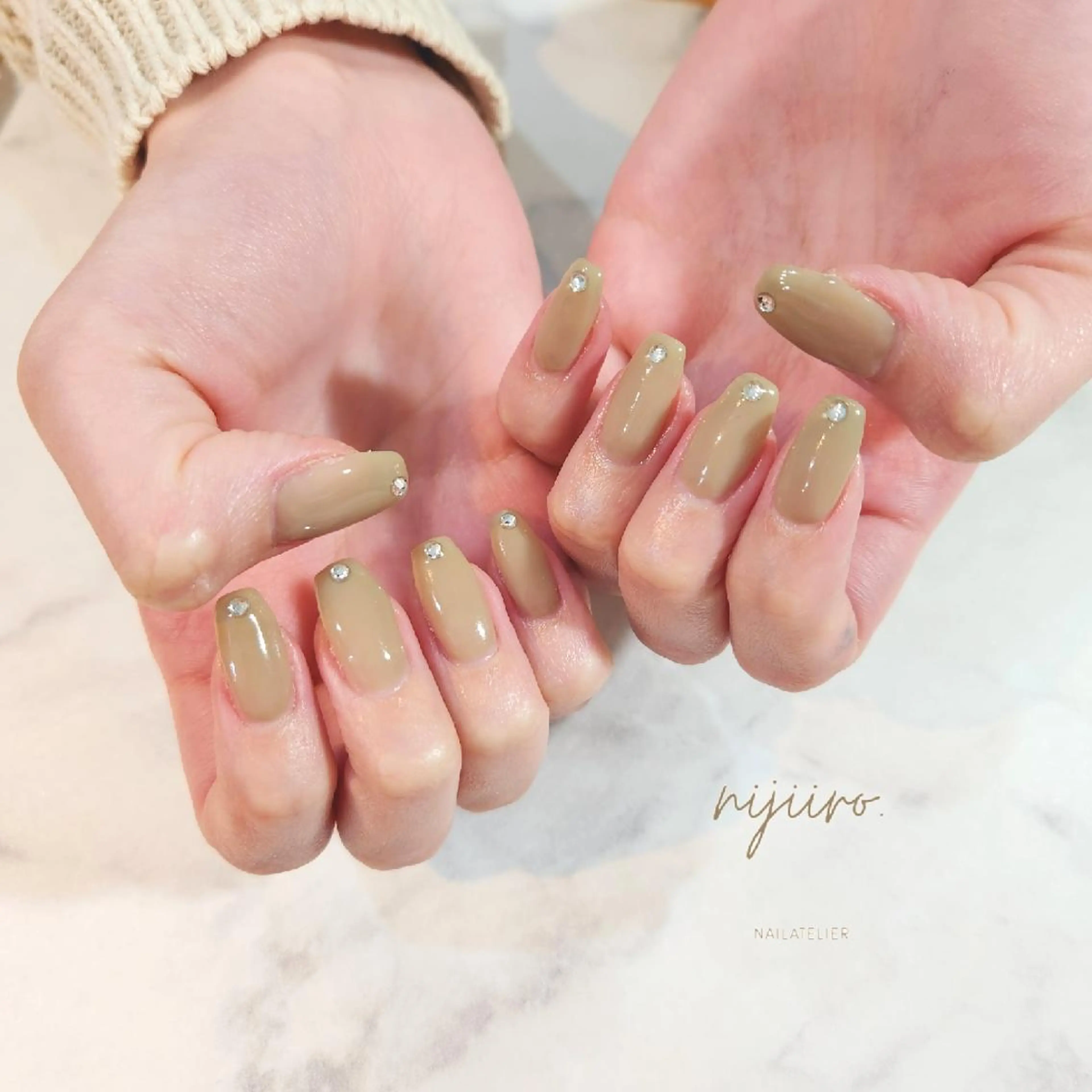 ネイル ハンドネイル nailatelier nijiiro.所属・nijiiro🌈 サトウのネイルデザイン