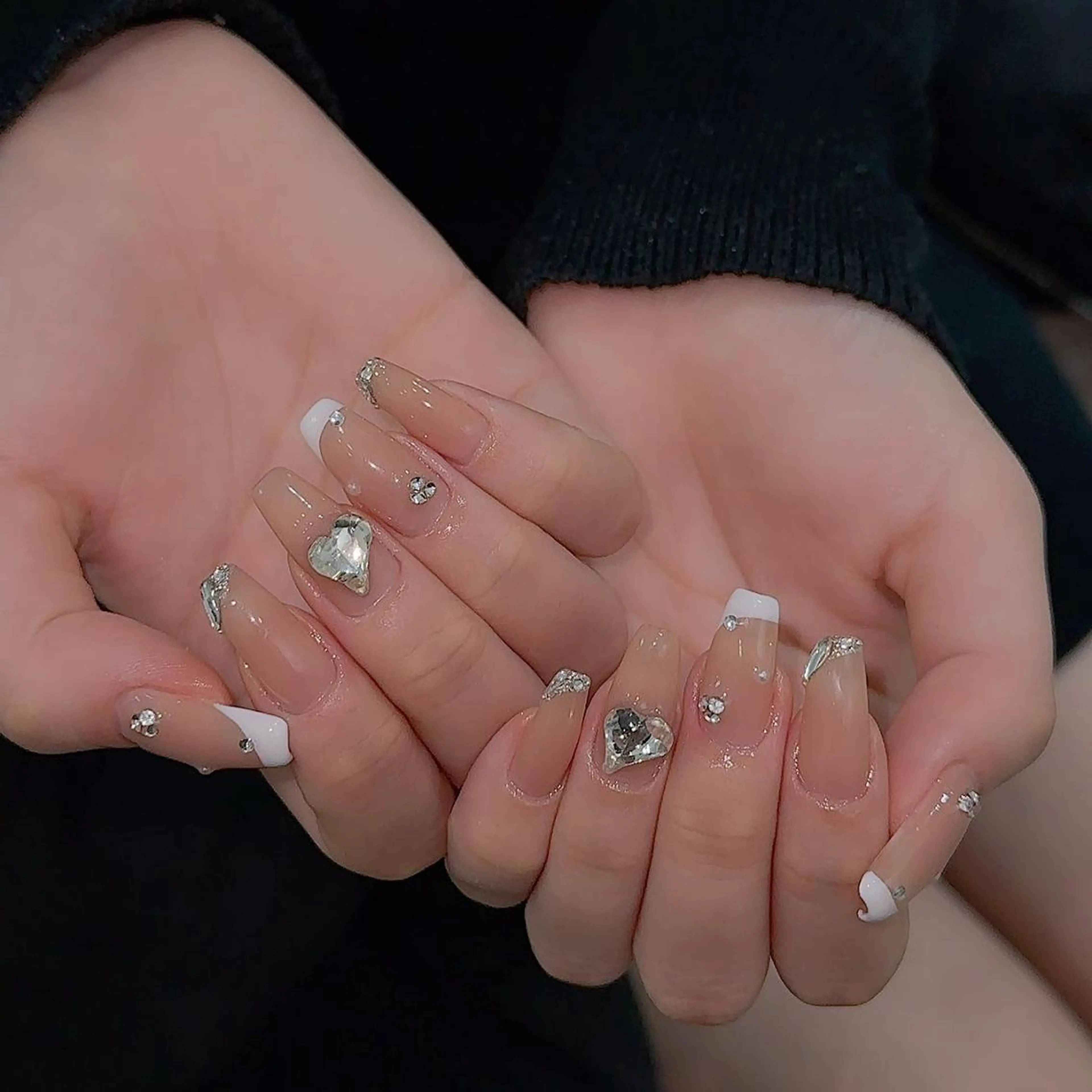 ネイル ハンドネイル Queens ひなのネイルデザイン