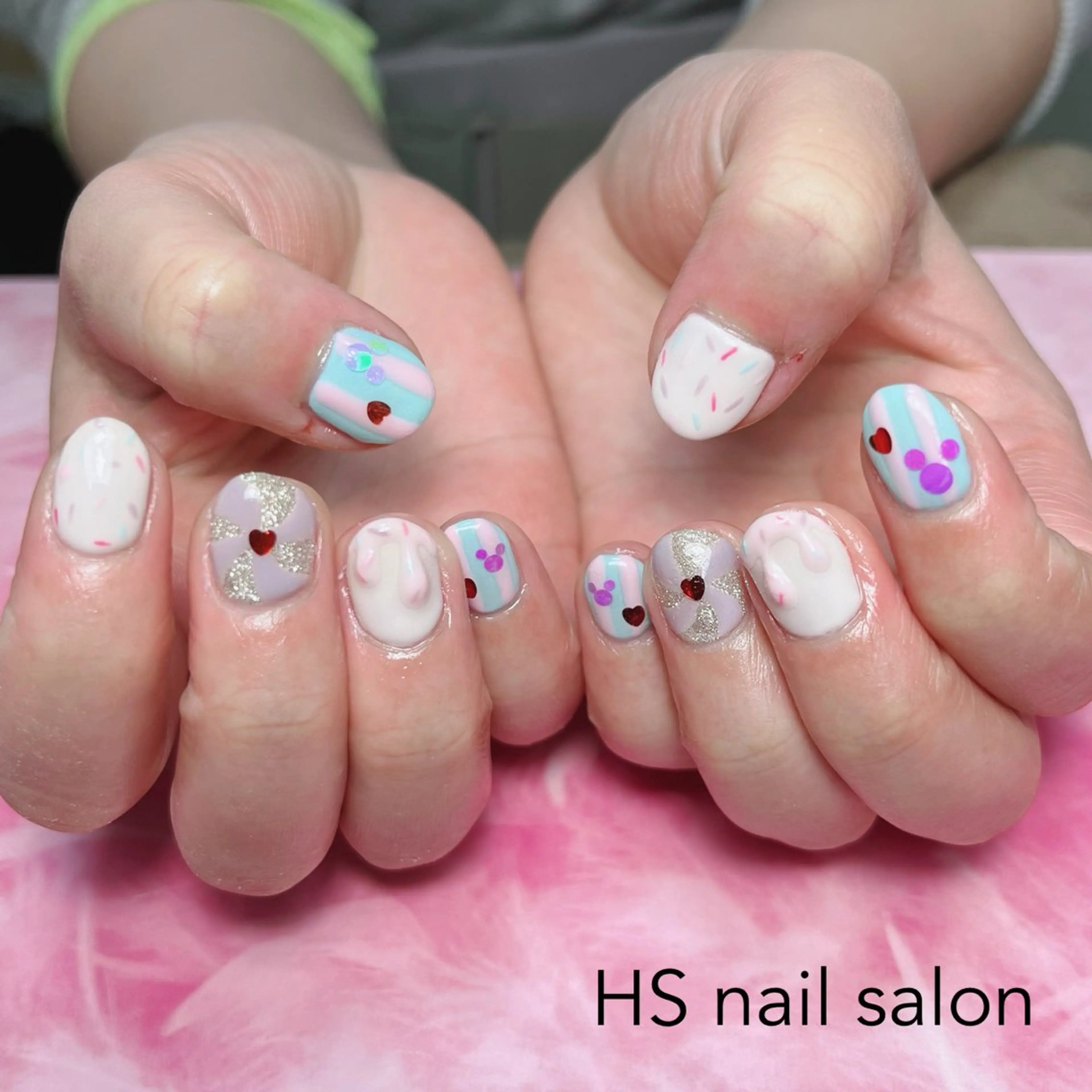 ショート ハンドネイル hs nail salonのネイルデザイン