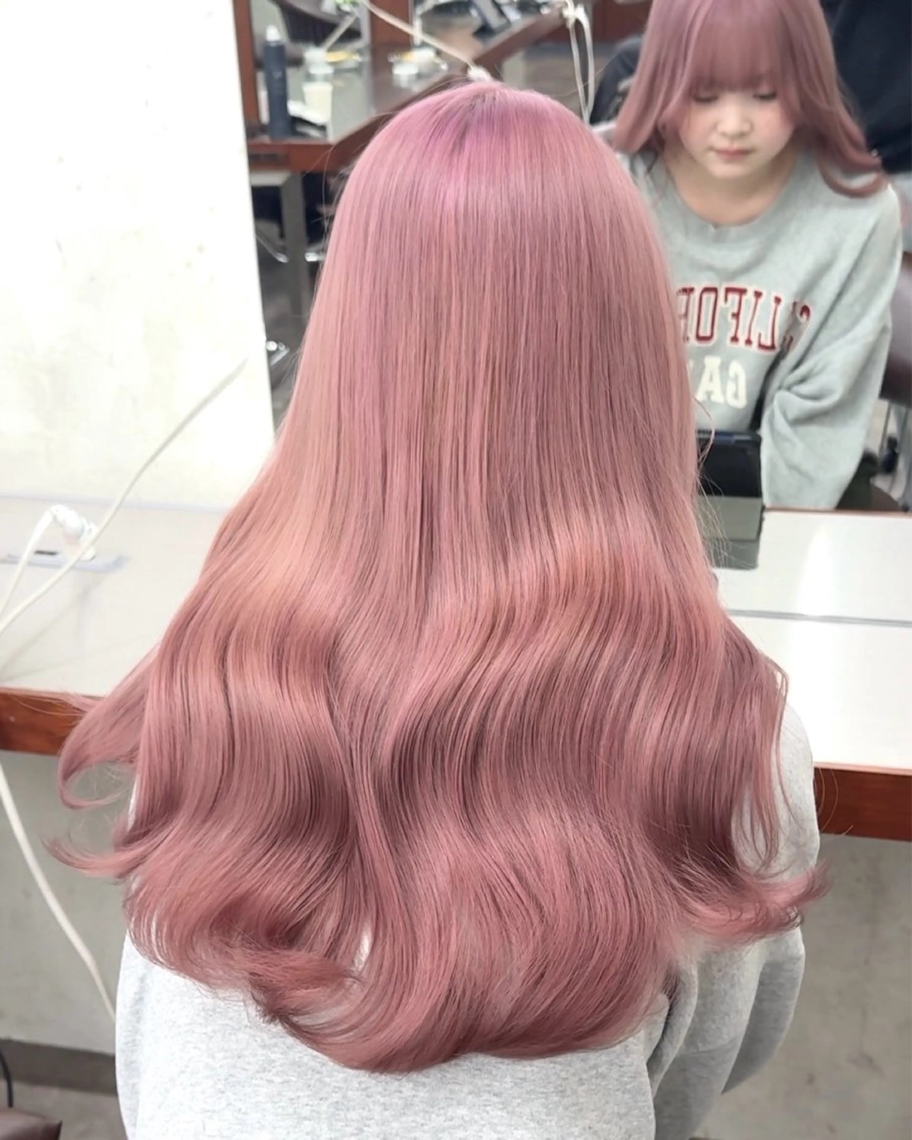 ロング カラー アッシュ ベージュカラー ブリーチ ケアブリーチ ダブルカラー カット ヘアカラー トリートメント ブリーチ　ハイトーン 特化🌈フジタハルキのヘアスタイル