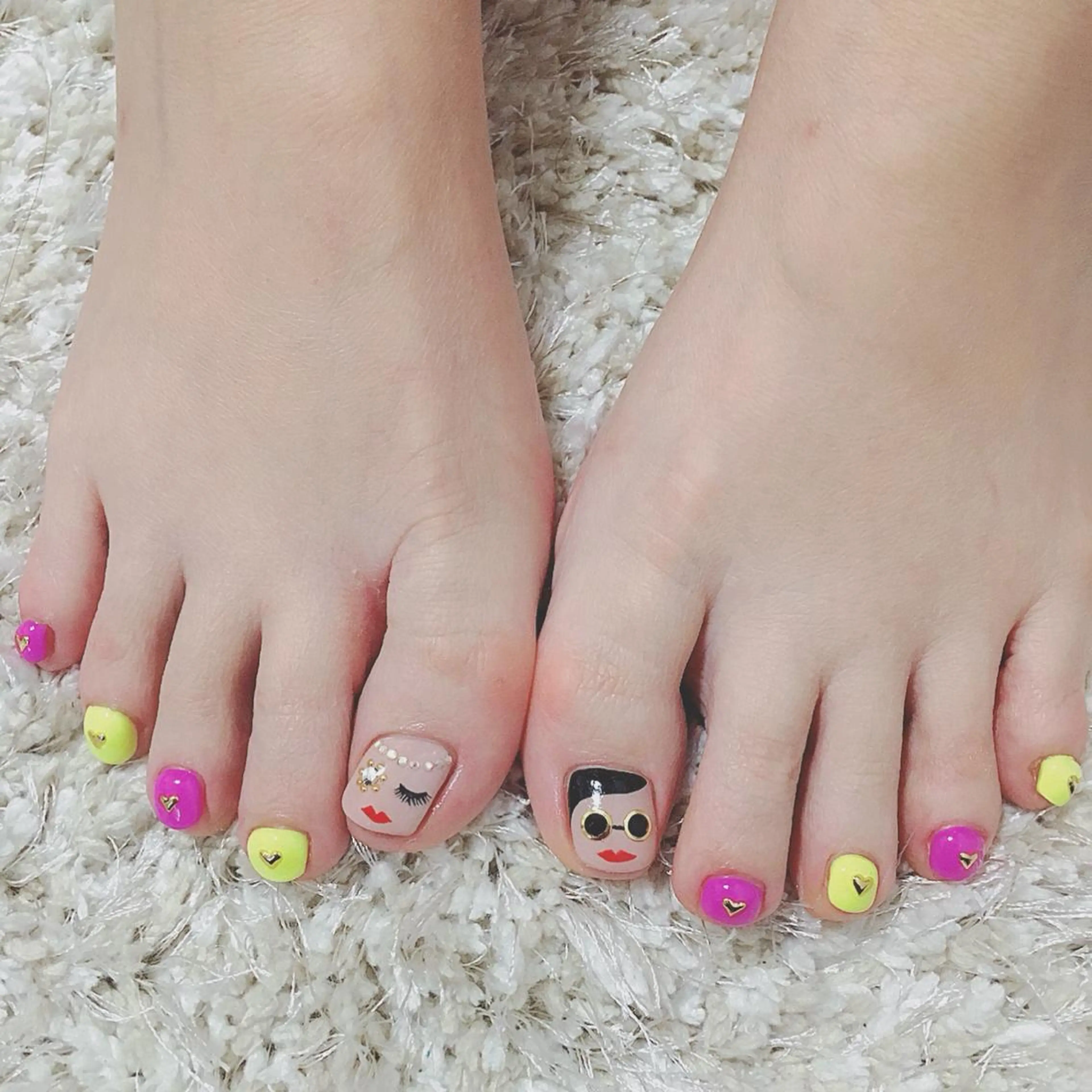 ネイル フットネイル 森山 舞のネイルデザイン