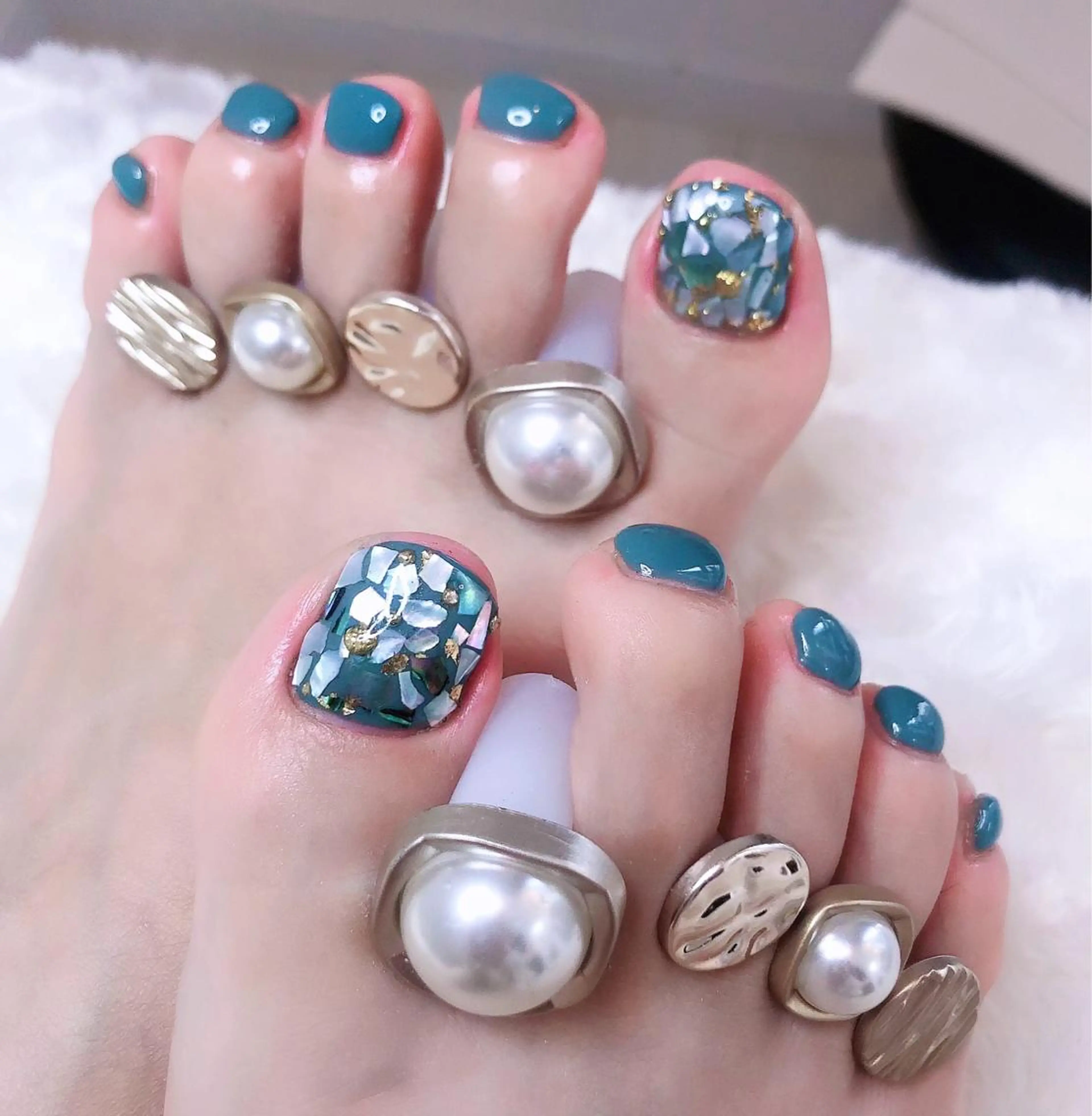 ネイル アートネイル フットネイル ワンカラーネイル 片平 恭子のマツエク・マツパデザイン