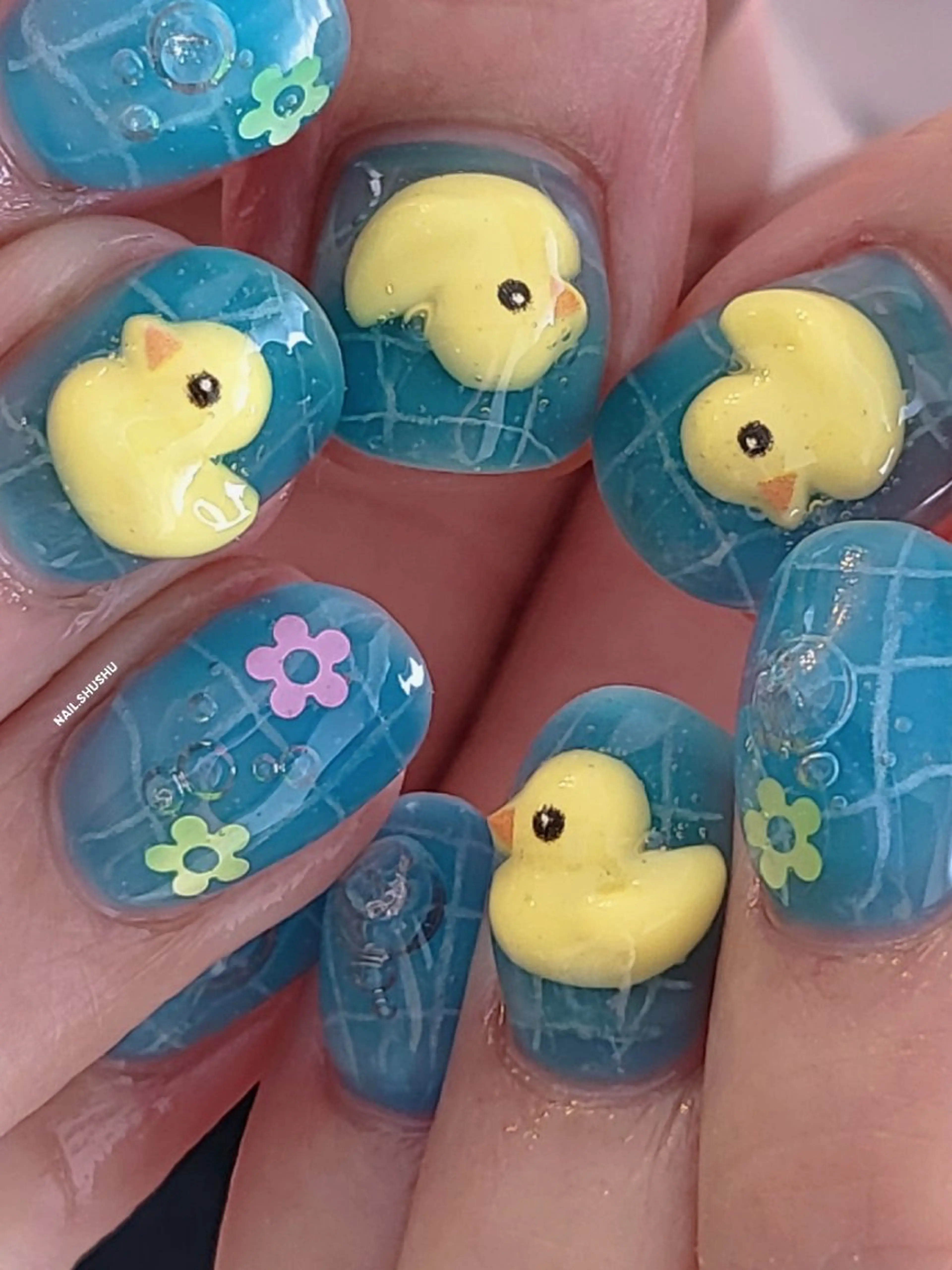 ネイル 3dパーツ/流行り 👧shushu❤️のネイルデザイン