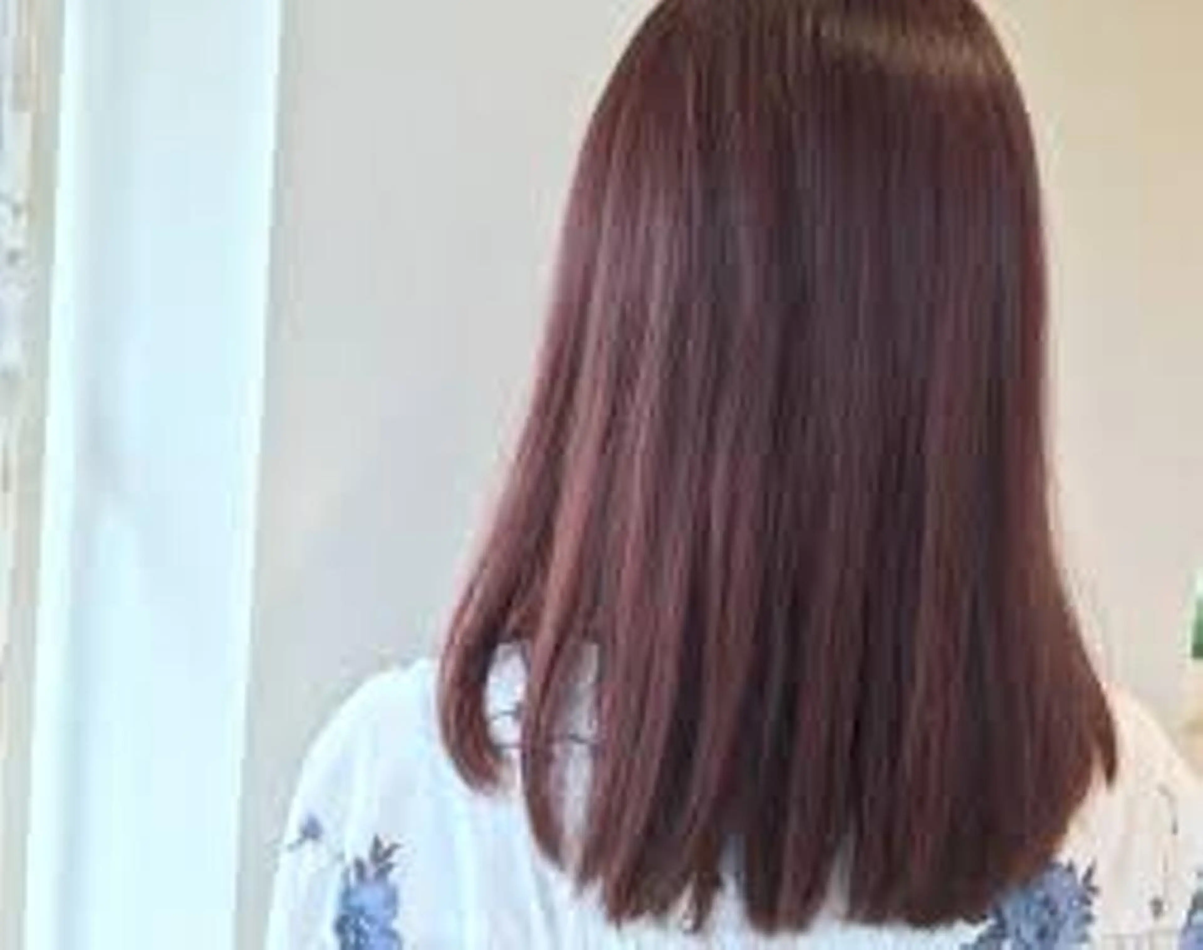 ミディアム h kaoriのヘアスタイル