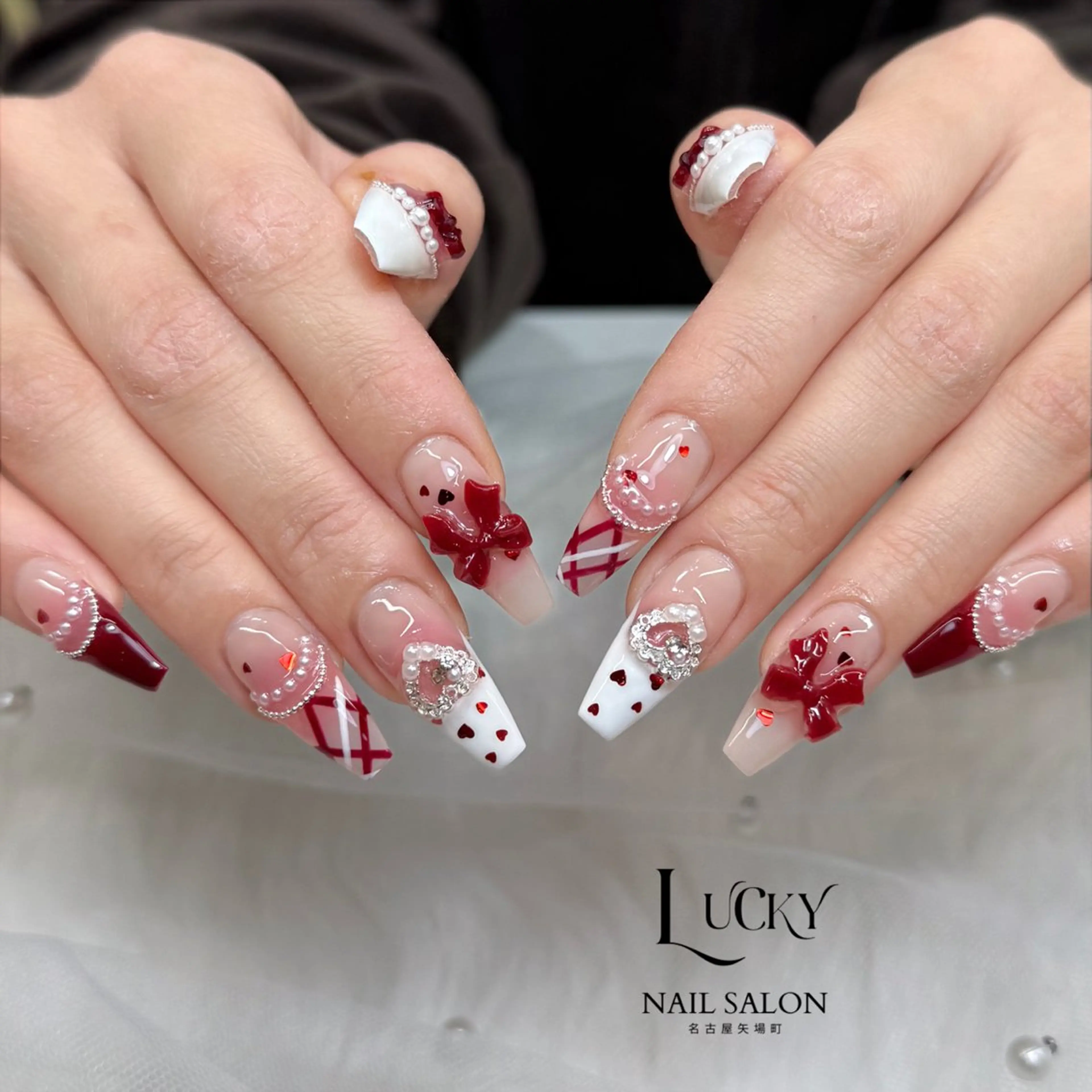 ネイル アートネイル ジェルネイル ロングネイル 持ち込み シンプルネイル ハンドネイル Lucky Nail Salonのネイルデザイン