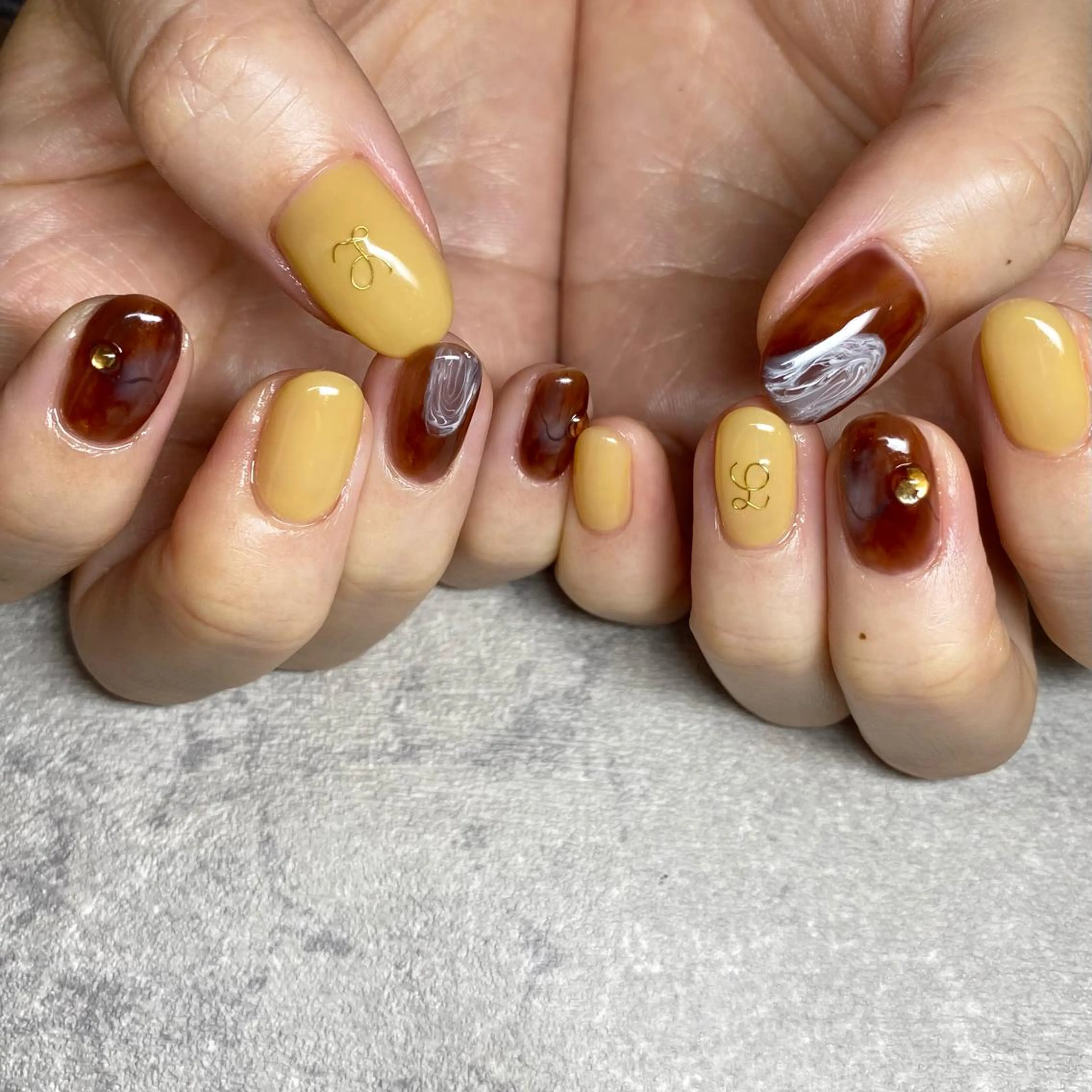 ネイル アートネイル ニュアンスネイル 冬ネイル 山田 貴子のネイルデザイン