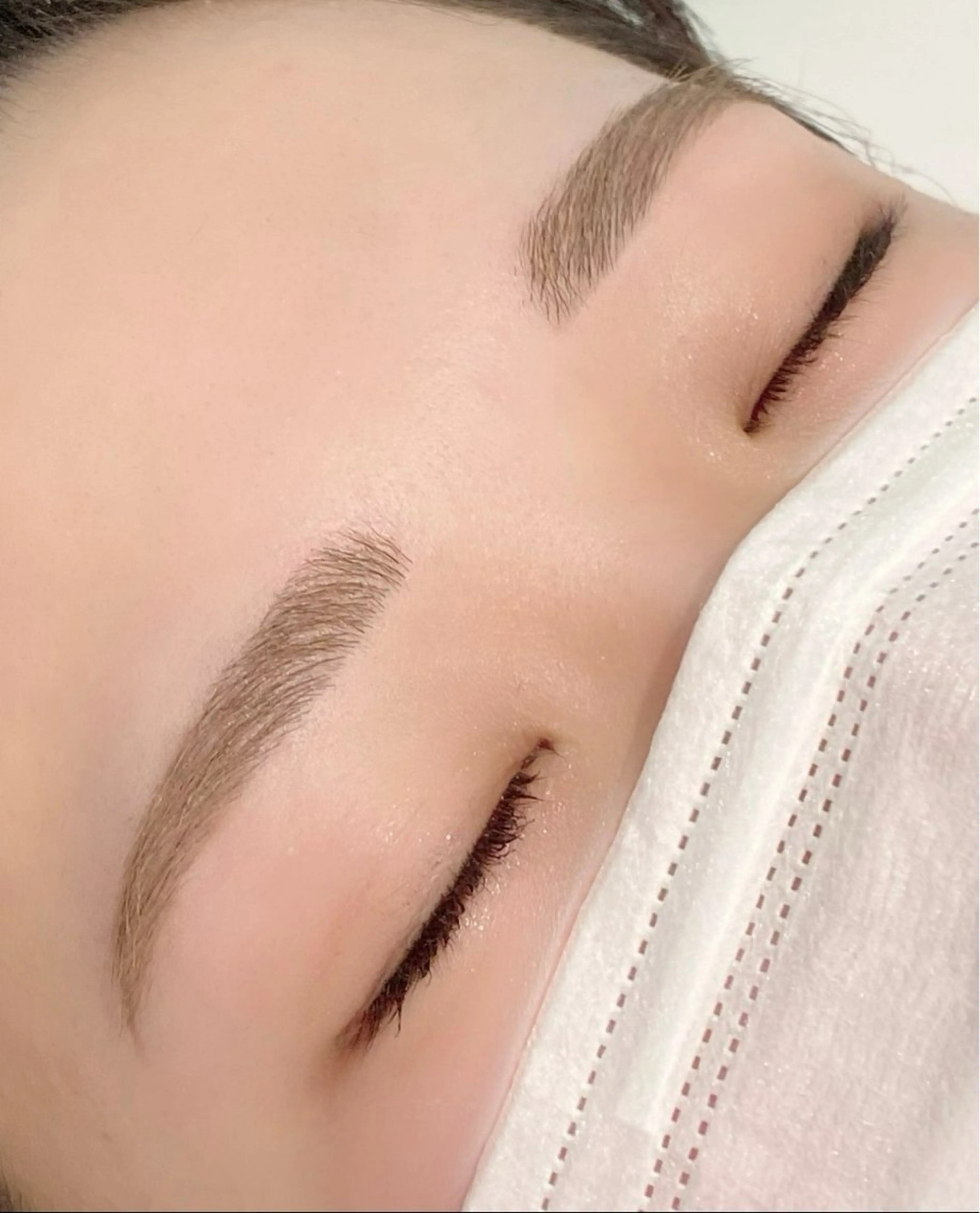 美眉スタイリング💖WAX脱毛で眉毛を整えます♪の写真