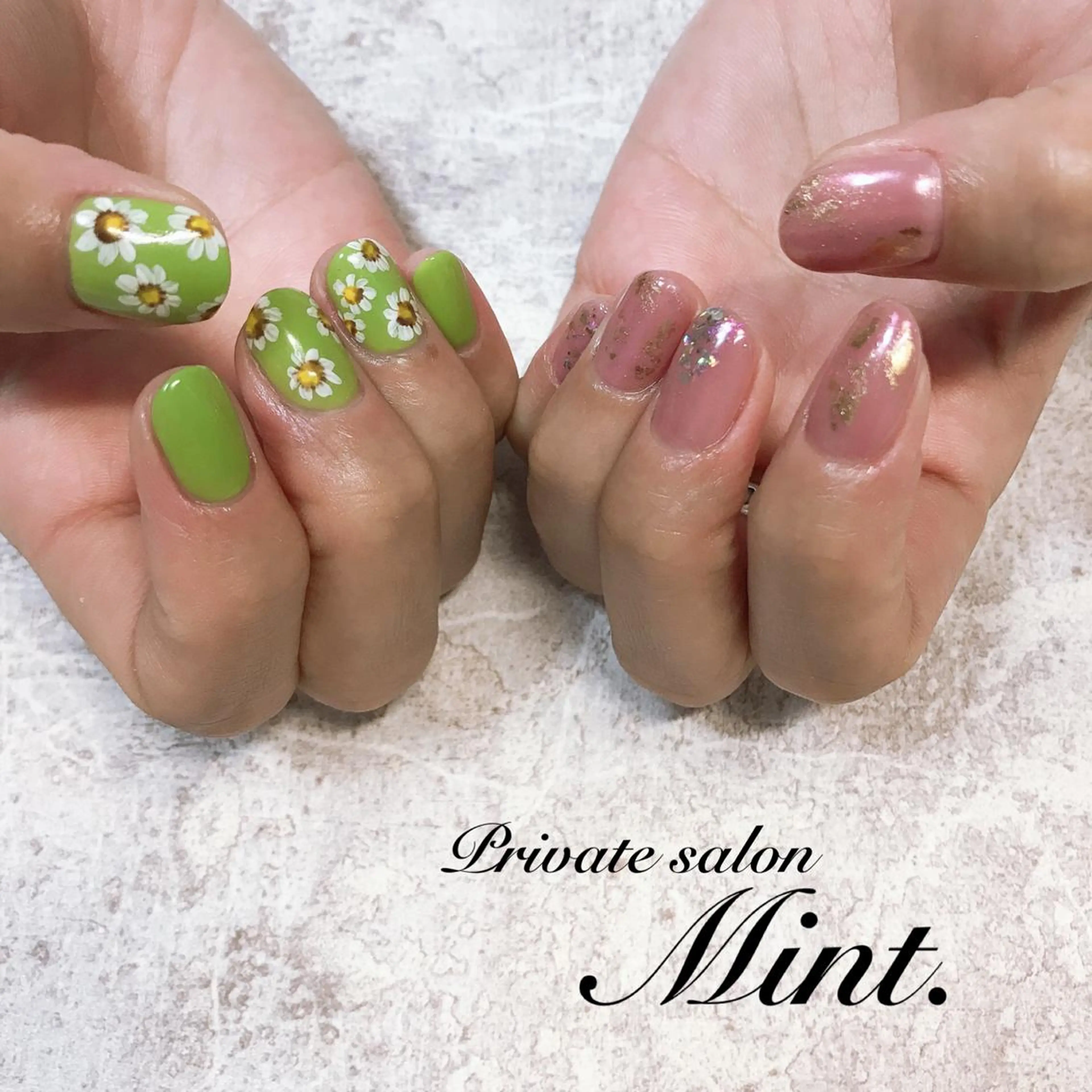 ショート ネイル フラワーネイル ジェルネイル ハンドネイル Mint. nailのネイルデザイン