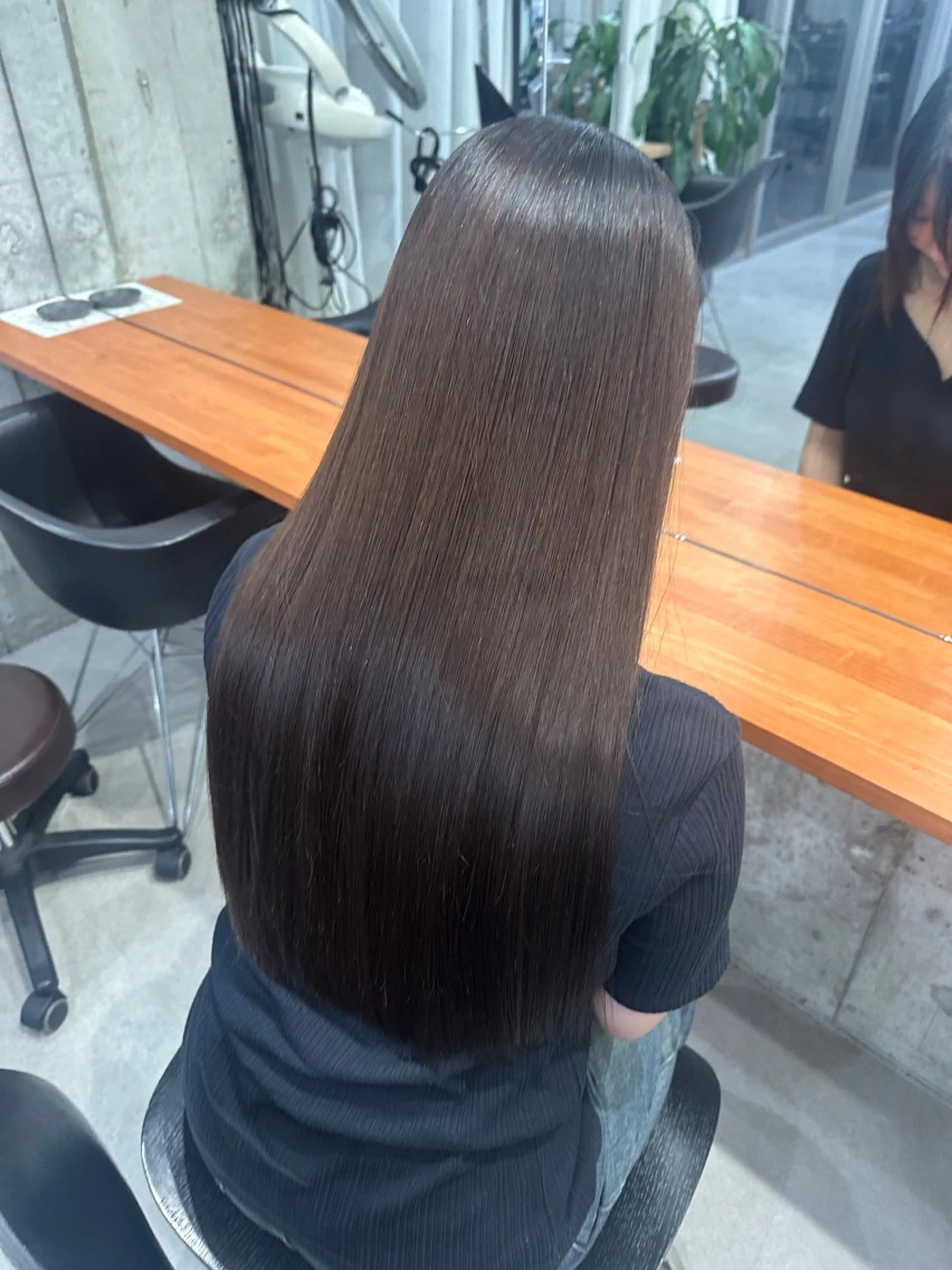 ロング 縮毛矯正 髪質改善／縮毛矯正 関根青葉のヘアスタイル