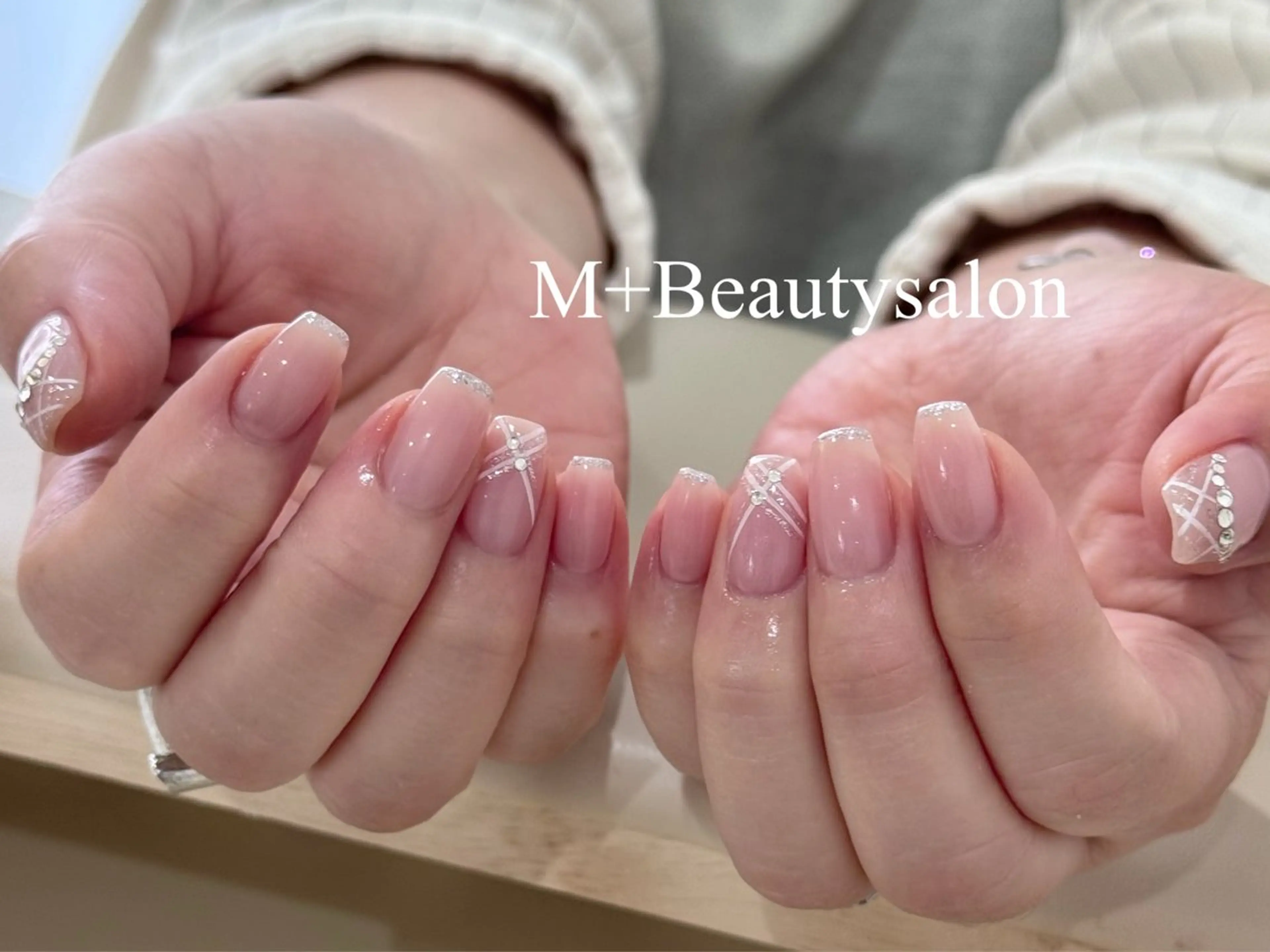 ネイル ハンドネイル M+  Beauty Salonのネイルデザイン