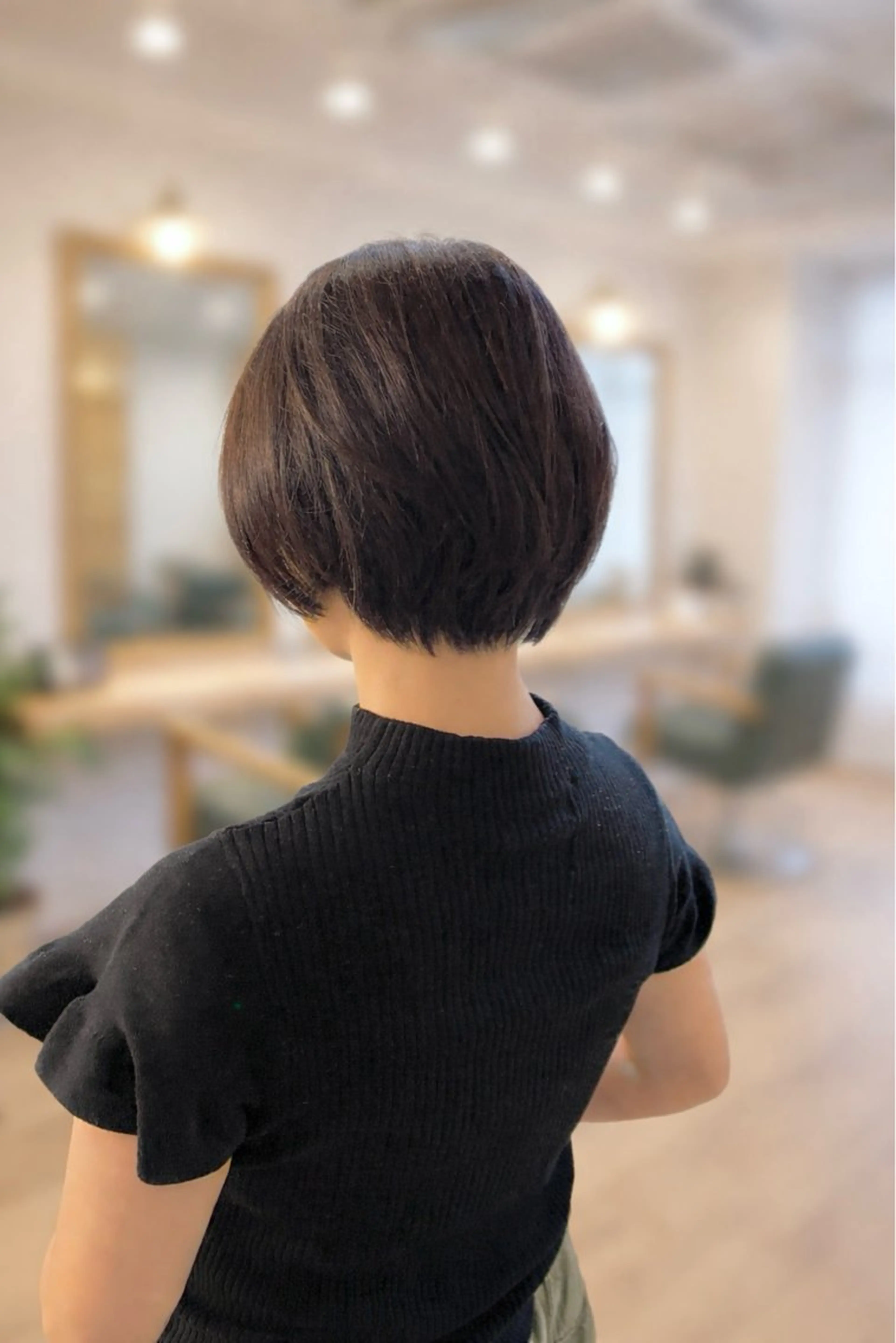 ショート カラー アッシュ グラデーションカラー ボブ 吉富 博美のヘアスタイル