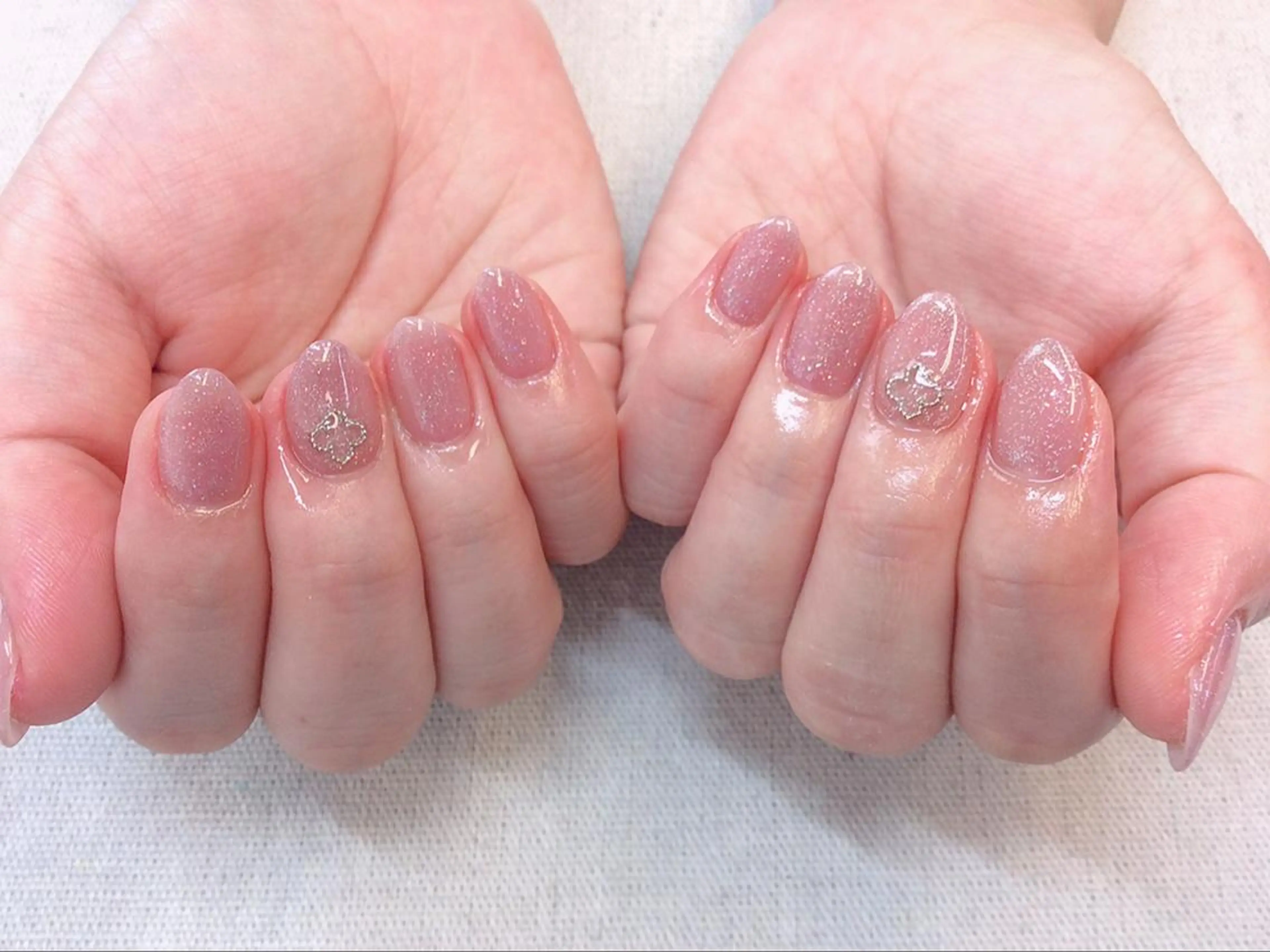 ネイル ワンカラーネイル 新橋 ルキナ スタッフのネイルデザイン