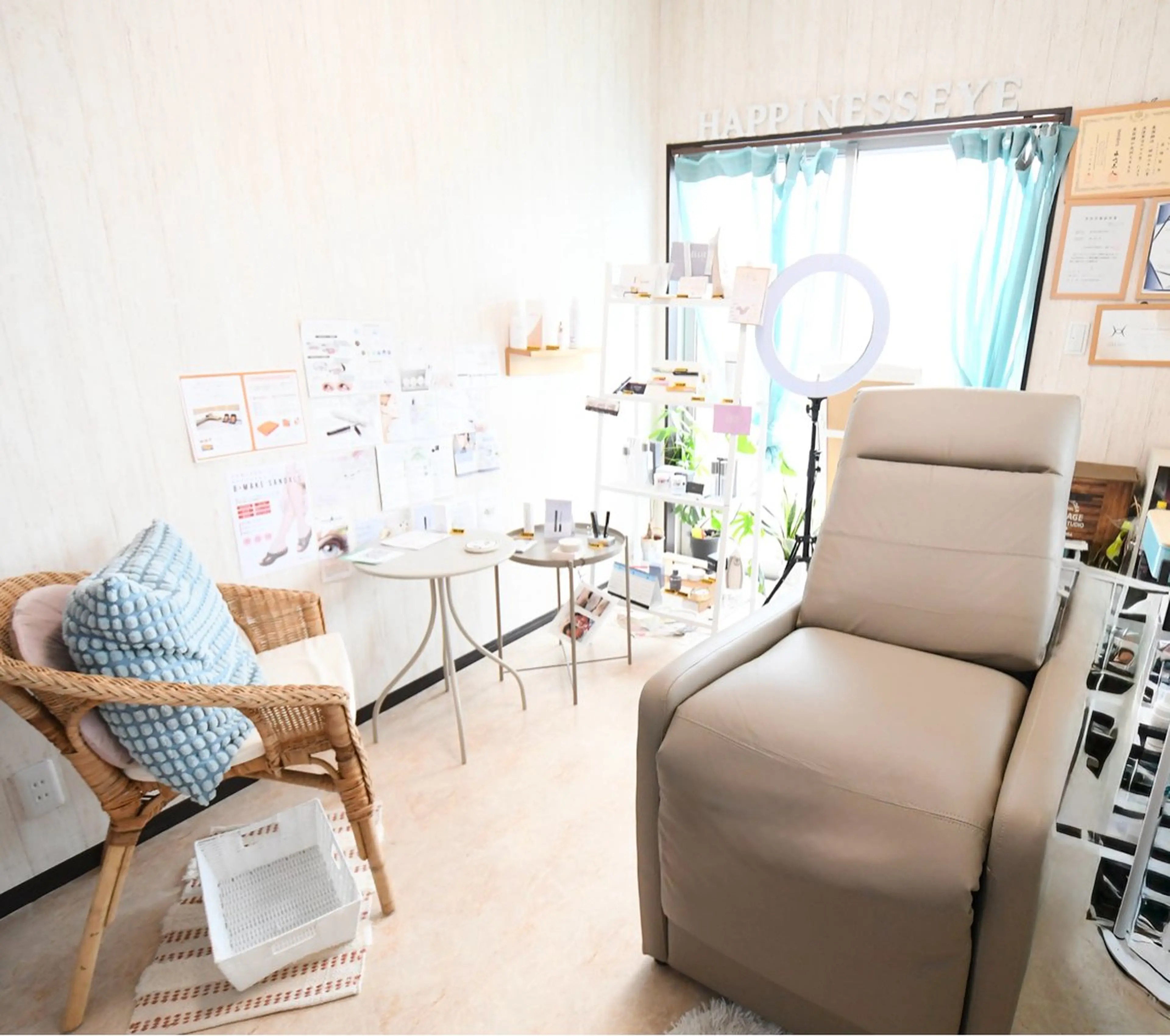 マツエク・マツパ ハピネスアイ 高橋智美のエステ・リラクイメージ