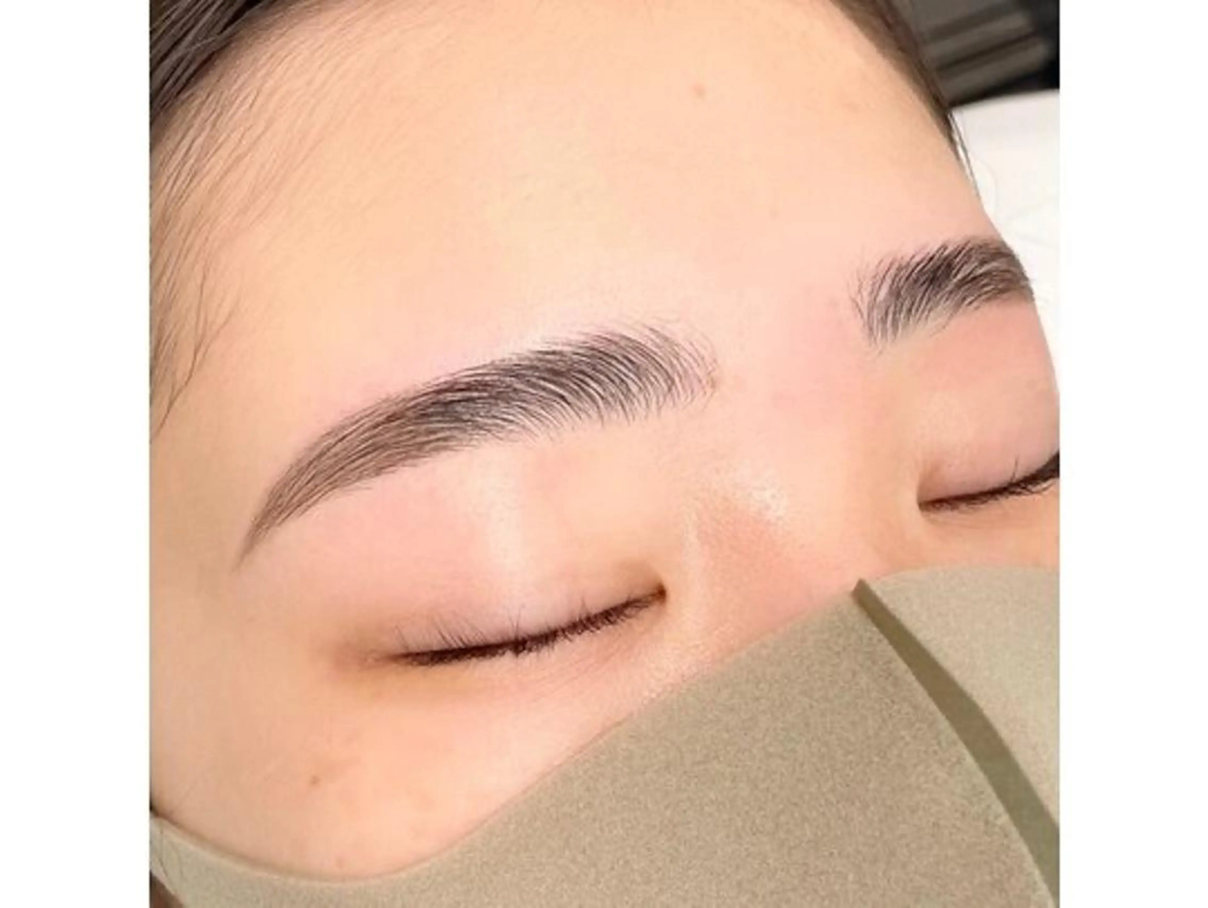 アイブロウ 眉カラー ハリウッドブロウリフト メンズアイブロウ 眉毛ワックス脱毛 アイブロウサロン i’m池袋研修所のマツエク・マツパデザイン