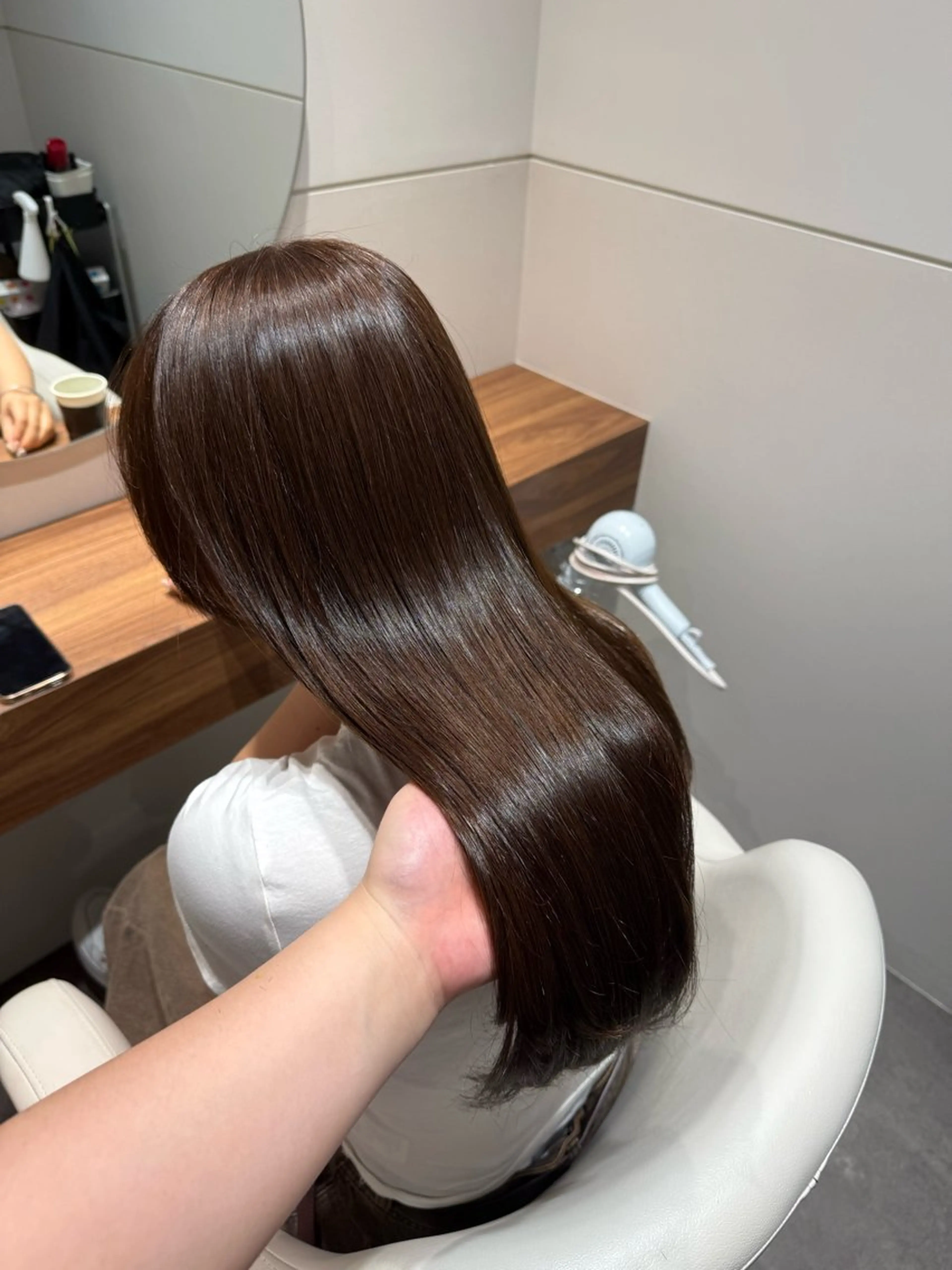 セミロング カラー ブラウンカラー 透明感カラー オリーブブラウン オタク特化美容師💟 チバコナツのヘアスタイル