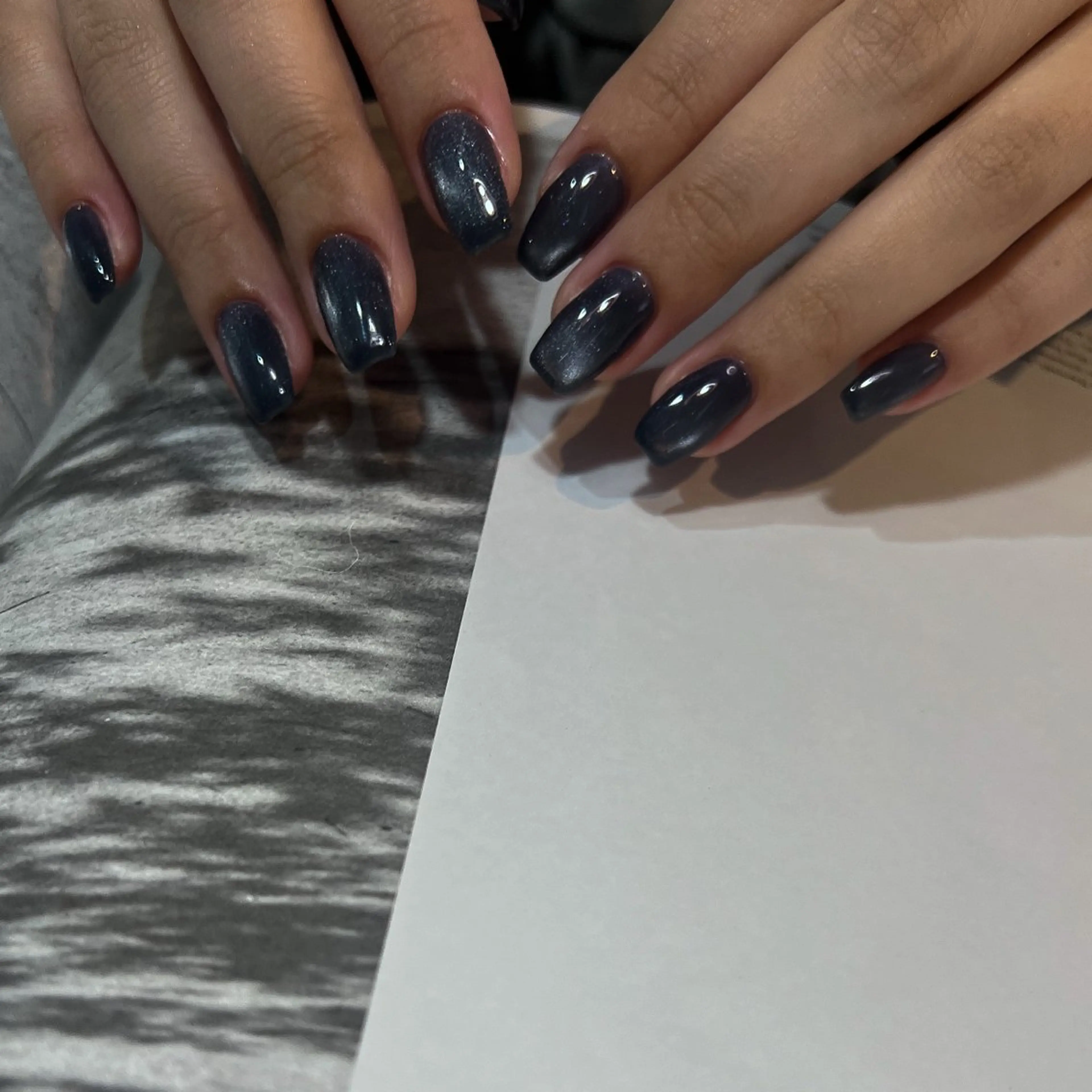 ネイル ハンドネイル nailsalon ULLのネイルデザイン